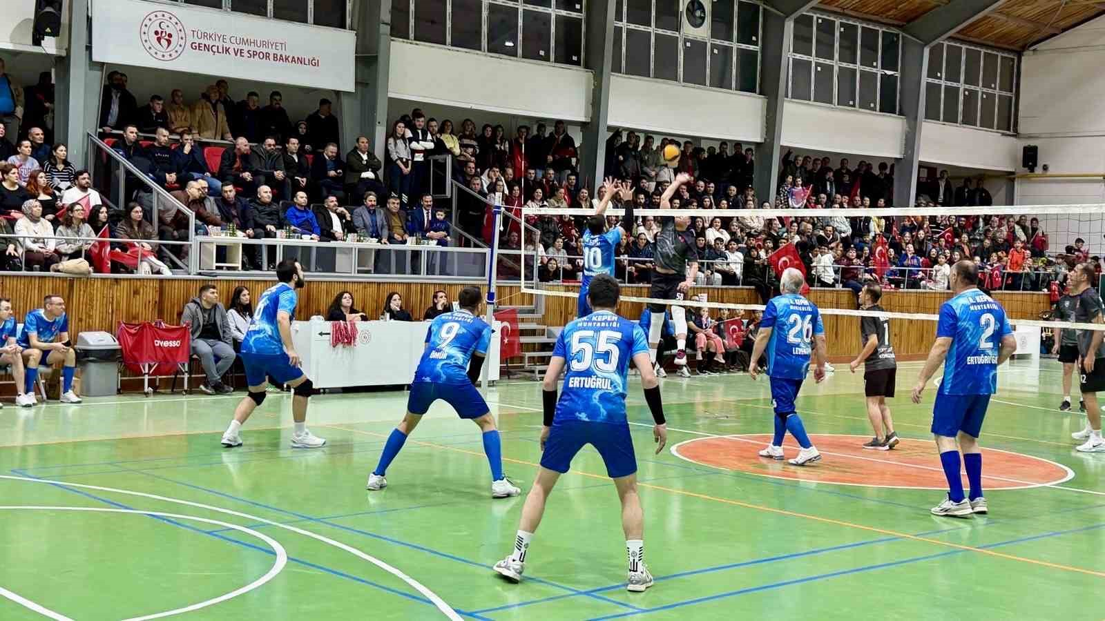 Sivrihisar’da ’Kurumlar Arası Voleybol Turnuvası’ yapıldı
