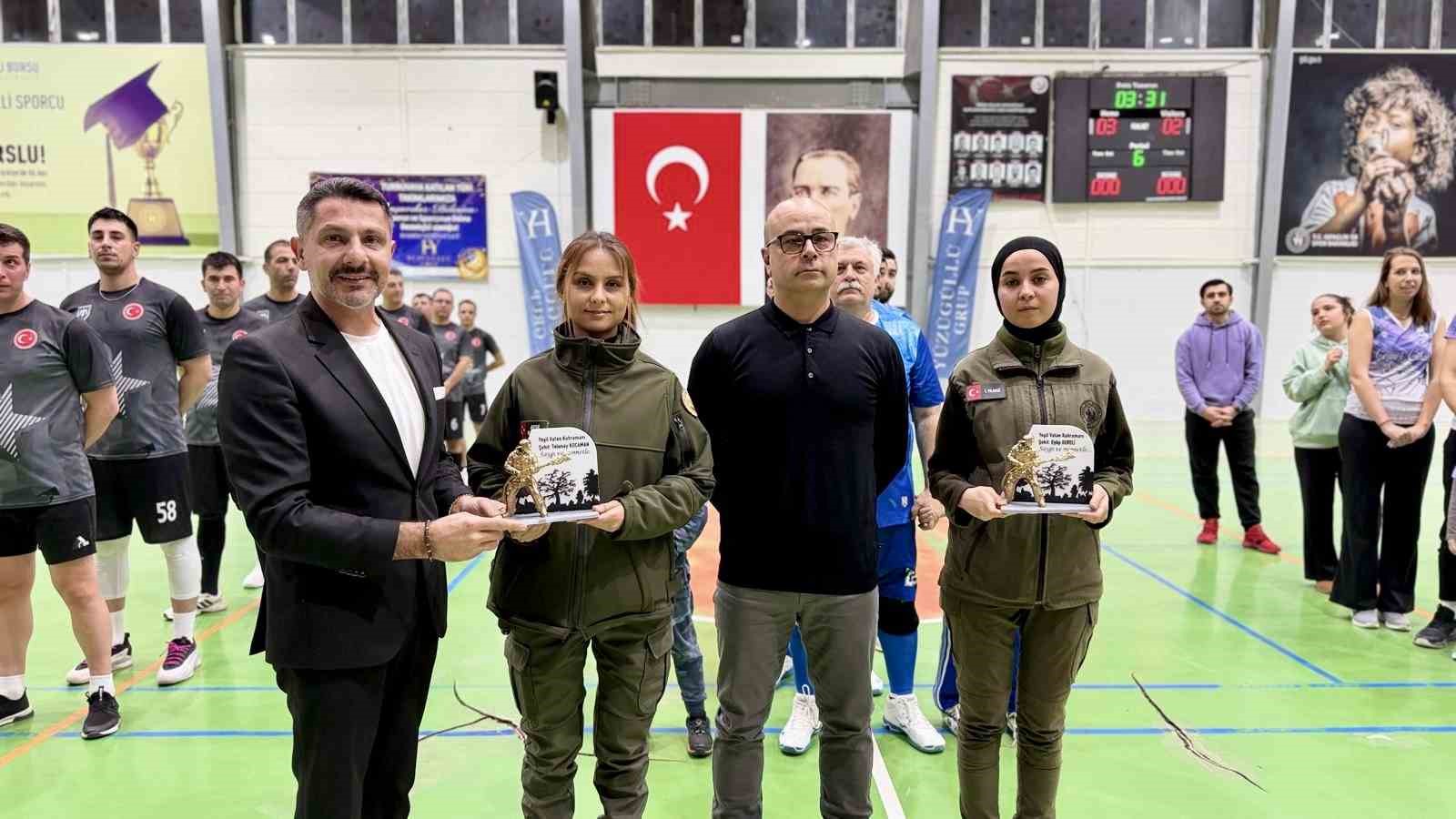 Sivrihisar’da ’Kurumlar Arası Voleybol Turnuvası’ yapıldı
