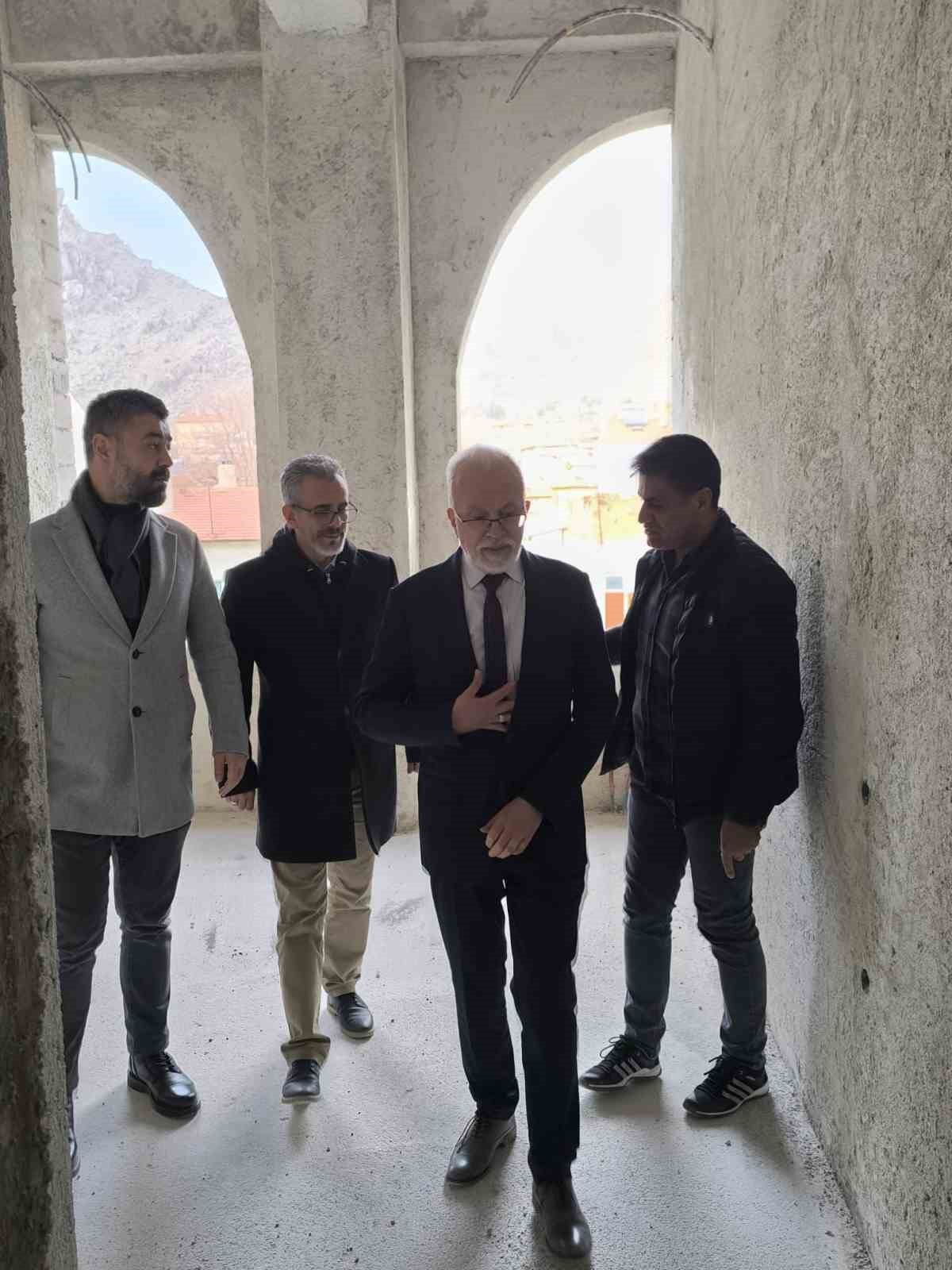 Sivrihisar’da yeni sağlık merkezlerinin yapımı sürüyor
