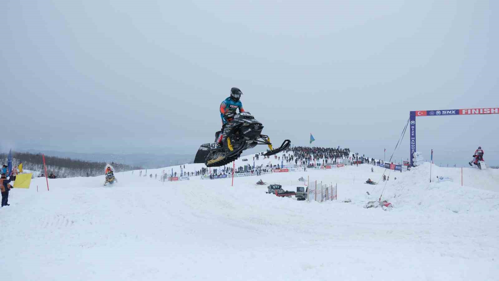 SNX Türkiye Dünya Kar Motosikleti Şampiyonası Rize’de başladı
