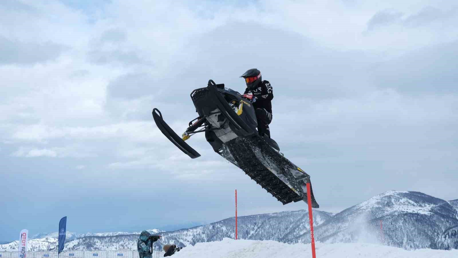 SNX Türkiye Dünya Kar Motosikleti Şampiyonası’nda ilk gün tamamlandı
