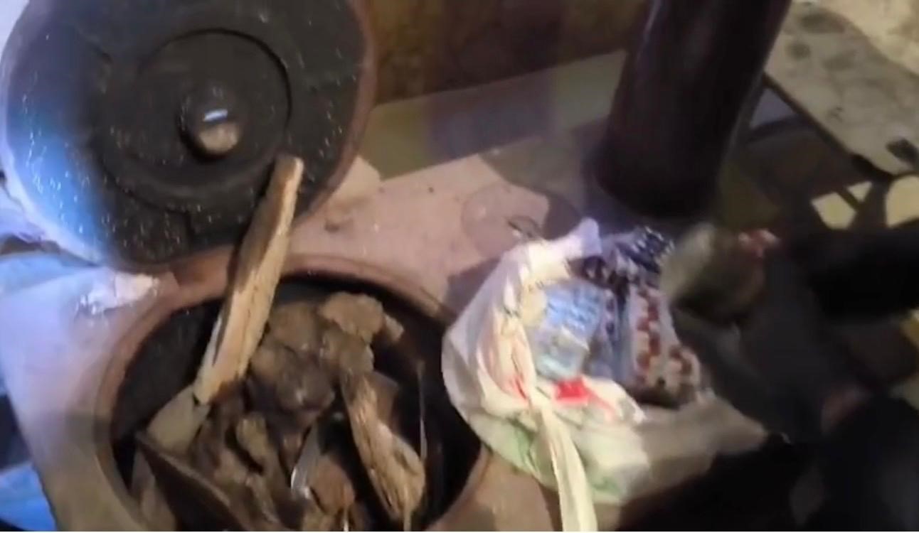 Sobaya gizlenmiş 638 adet sentetik hap ele geçirildi: 1 tutuklama
