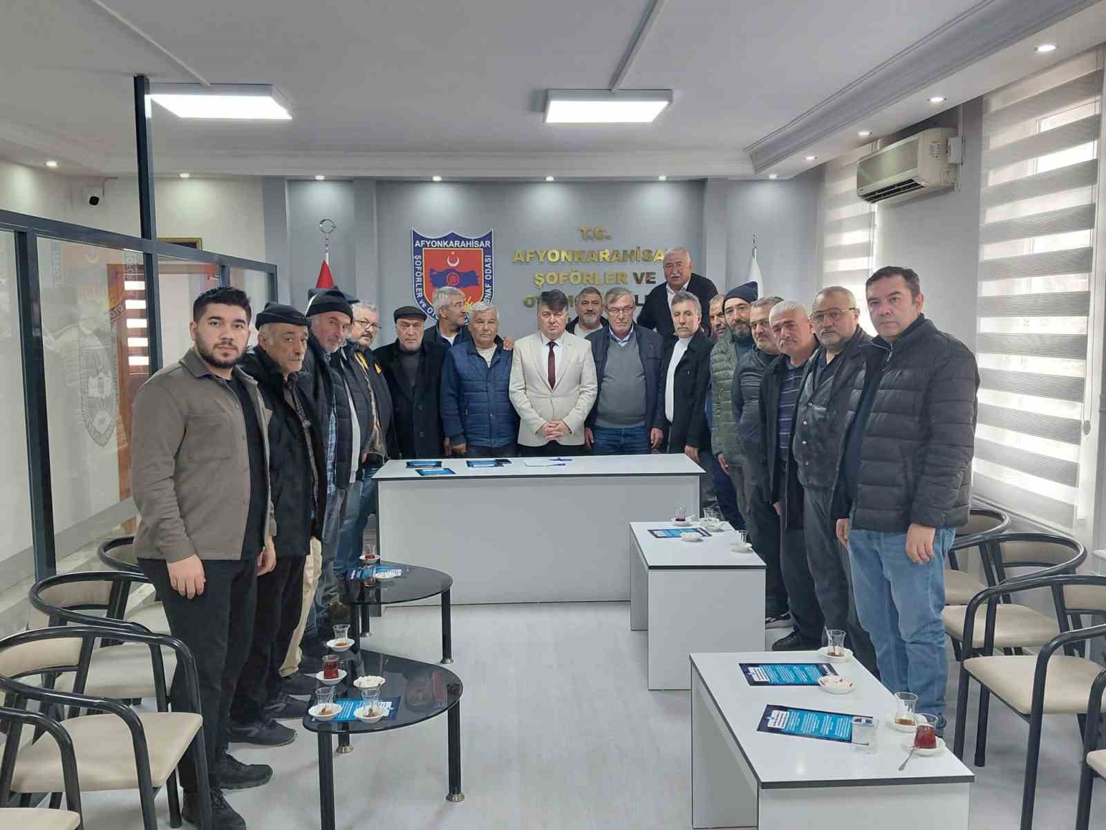 Şoförler odasından vergi kaçırmanın önüne geçilecek uygulamaya tepki
Şoförler odasından vergi kaçırmanın önüne geçilecek uygulamaya tepki