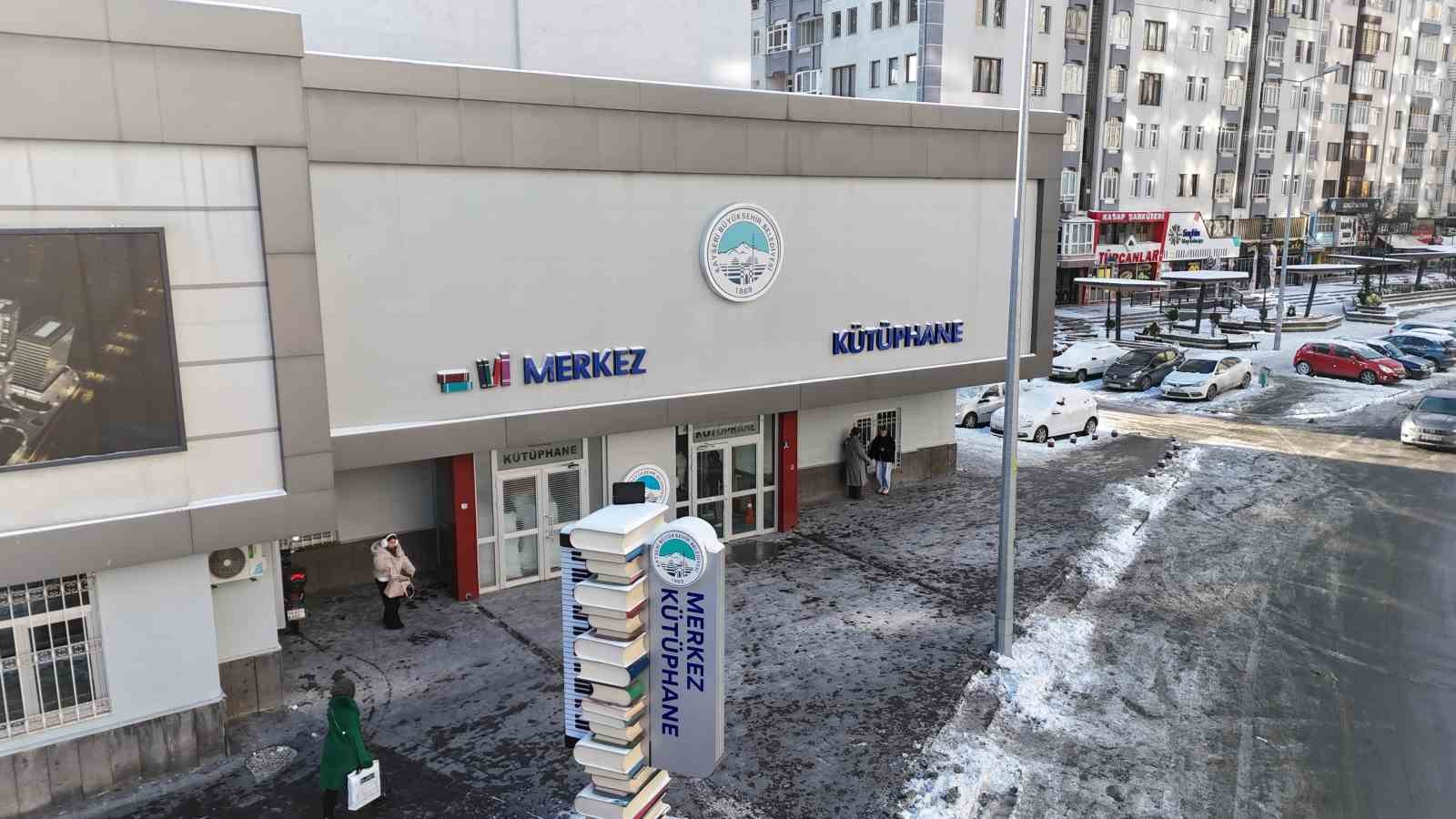 Soğuk günlerde sıcak adres: Kayseri Büyükşehir’in kütüphaneleri
Soğuk günlerde sıcak adres: Kayseri Büyükşehir’in kütüphaneleri