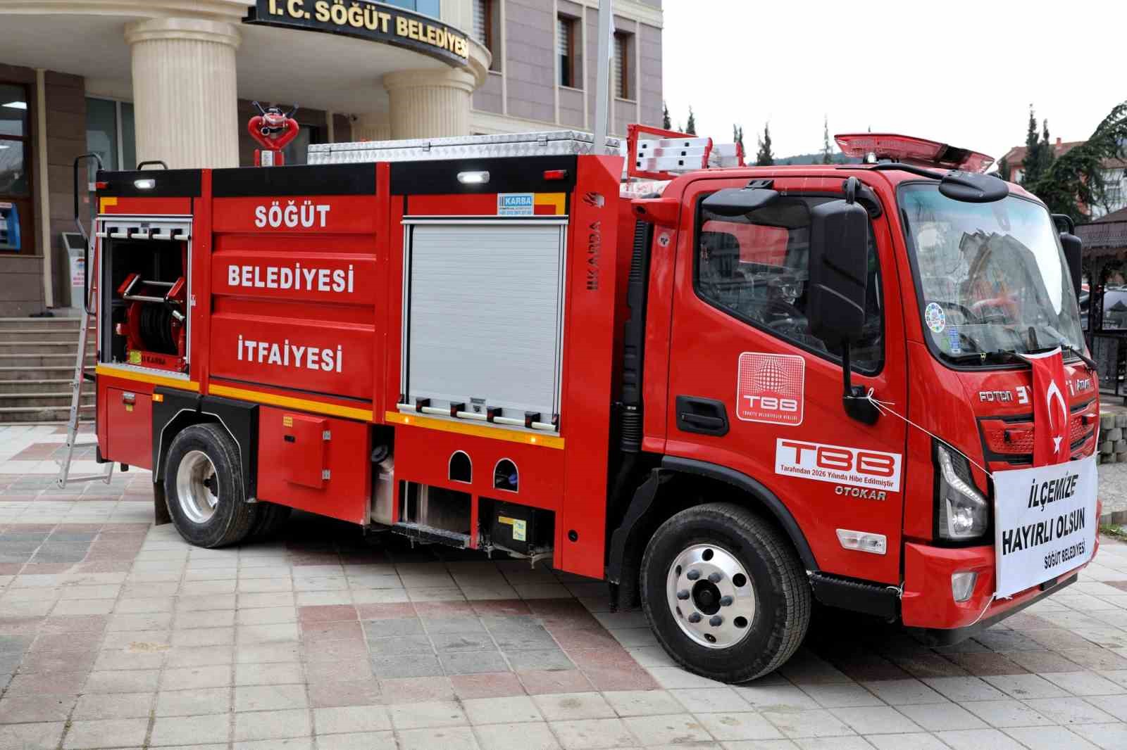 Söğüt Belediyesi araç filosuna yeni itfaiye aracı kazandırıldı
