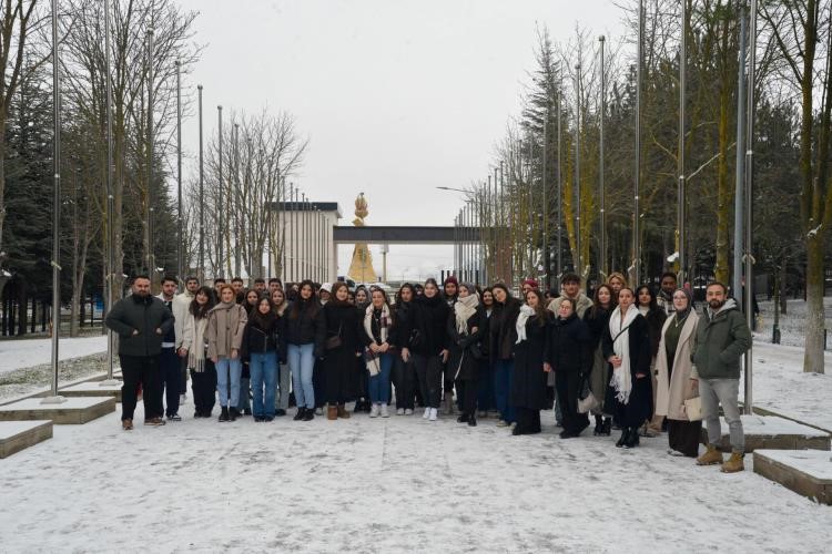 Söğüt MYO öğrencileri BŞEÜ’nün imkânlarını yerinde gördü
