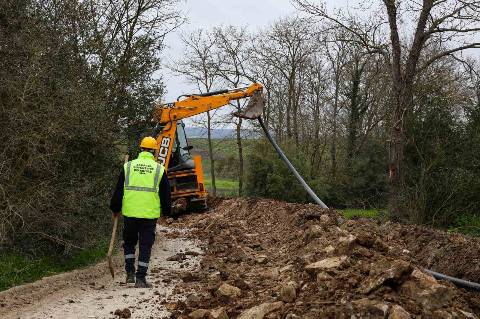 Söğütlü’ye 8 kilometrelik içme suyu altyapısı yenileme çalışması
