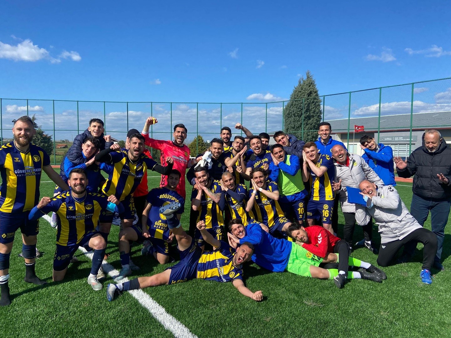 Söğütspor zoru başardı
