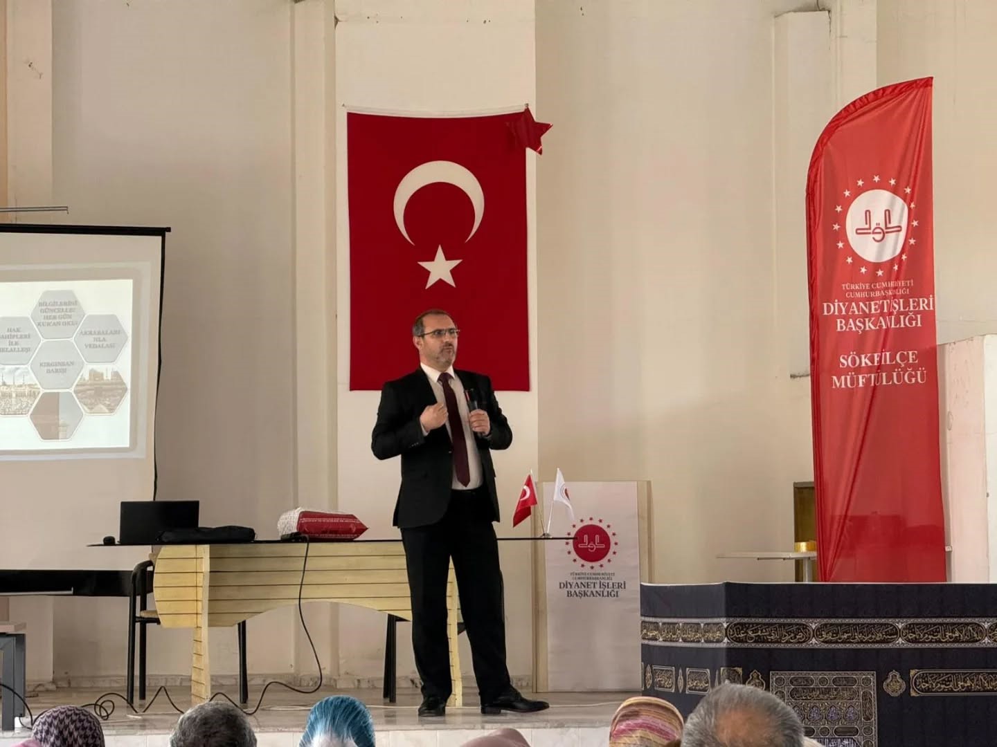 Söke’de hacı adaylarına yönelik eğitim semineri düzenlendi
