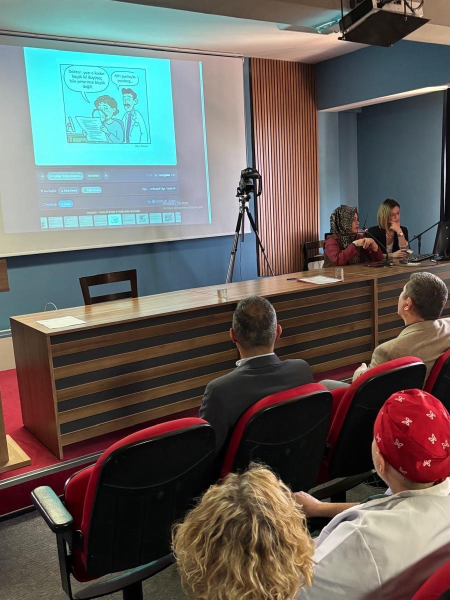 Söke’de sağlık çalışanlarına "mesleki sorumluluk" eğitimi
