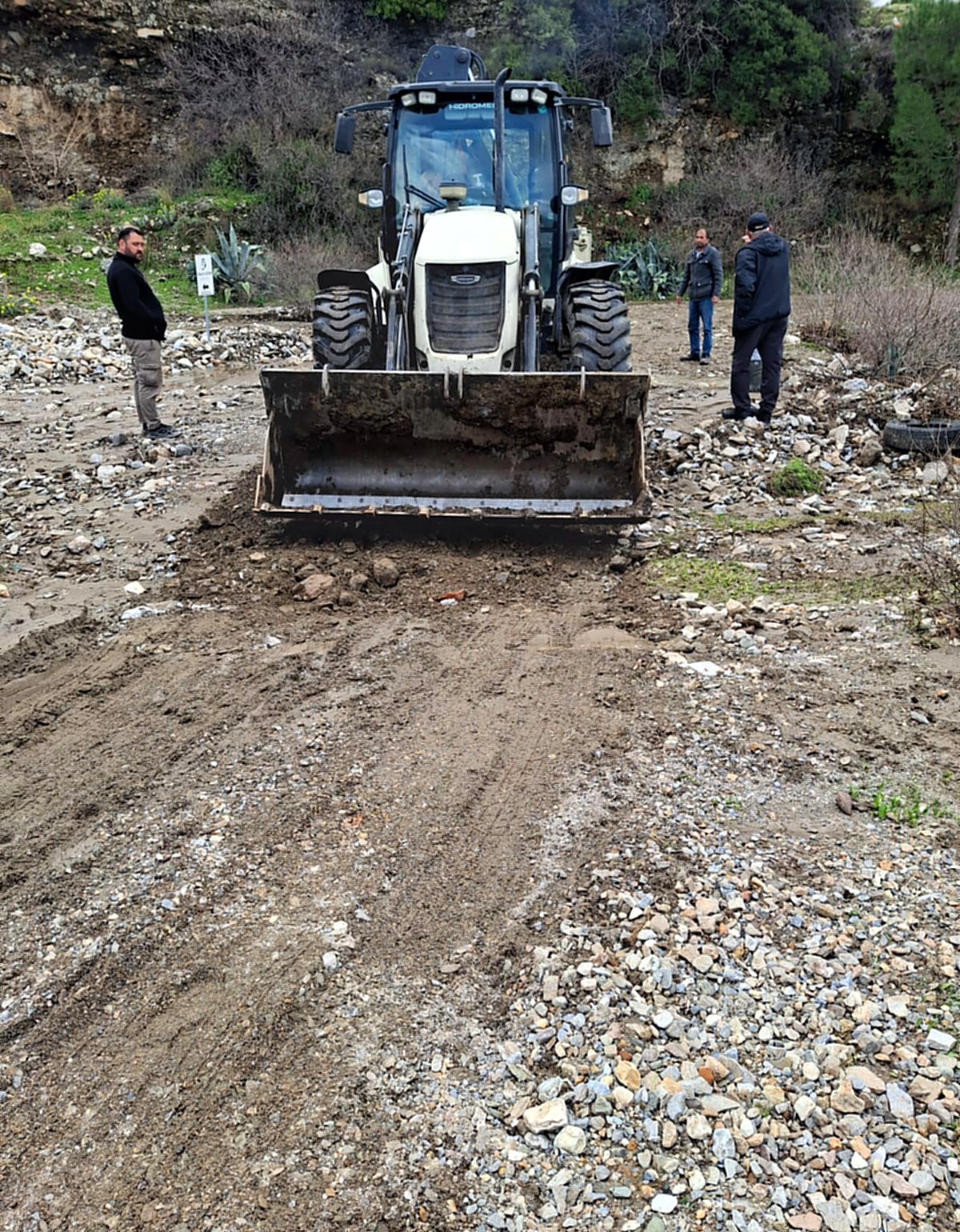 Söke’de yoğun yağış nedeniyle belediye ekipleri teyakkuzda
