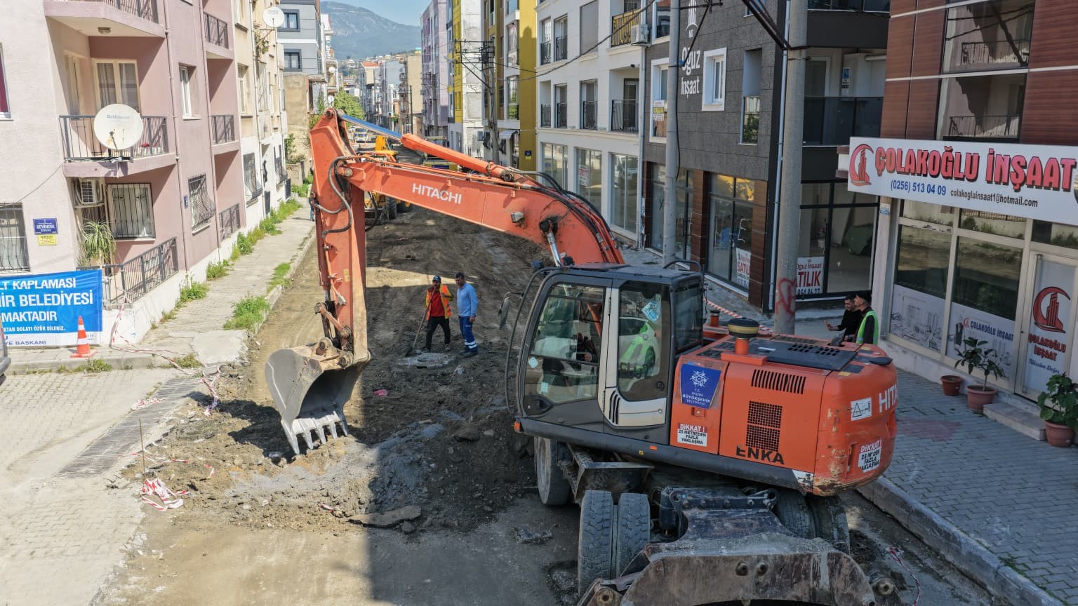 Söke’de yol yenileme çalışması başladı
