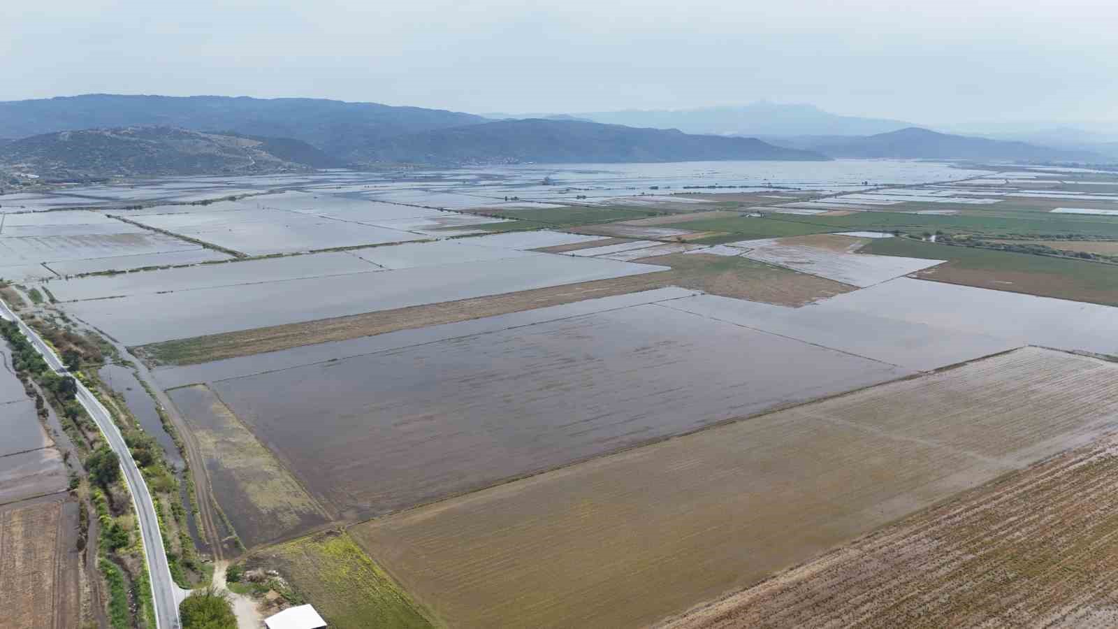 Söke’deki taşkının izleri havadan görüntülendi
