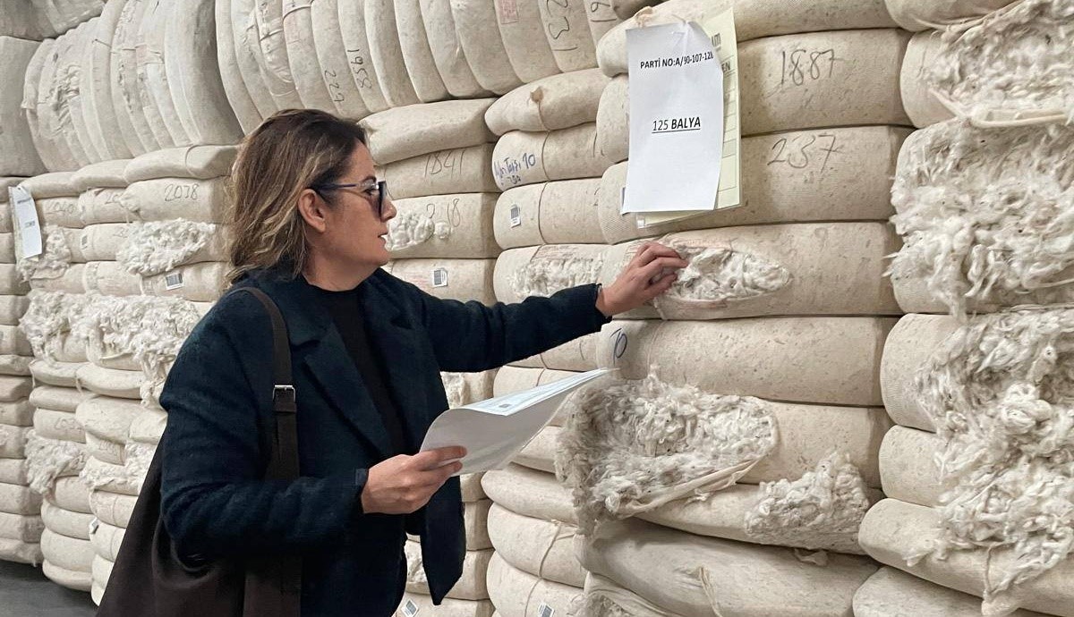 Söke’den yurt dışına gidecek ham pamuklar denetlendi
