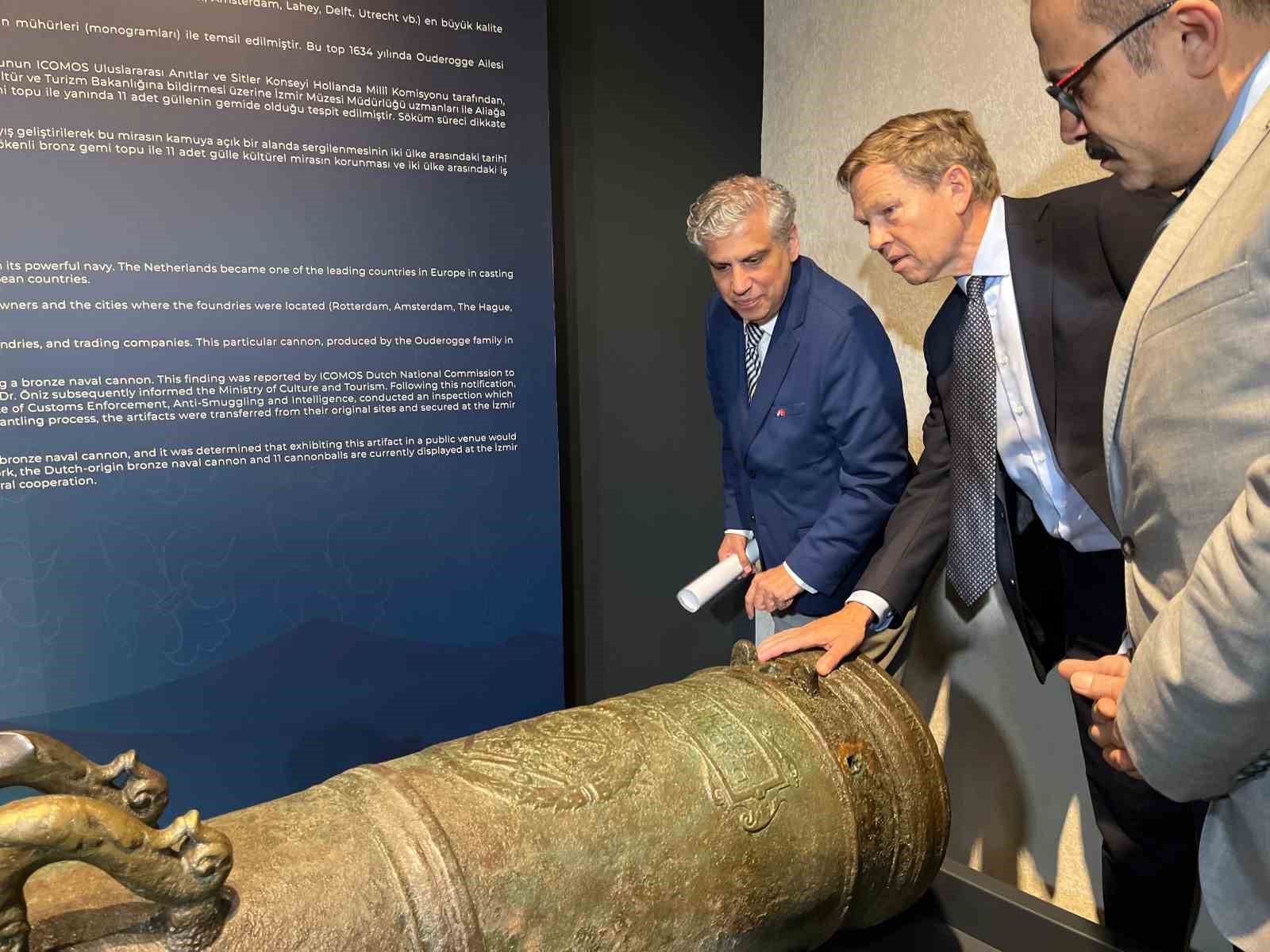 Söküme gelen gemiden 17. yüzyıla ait bronz top çıktı
