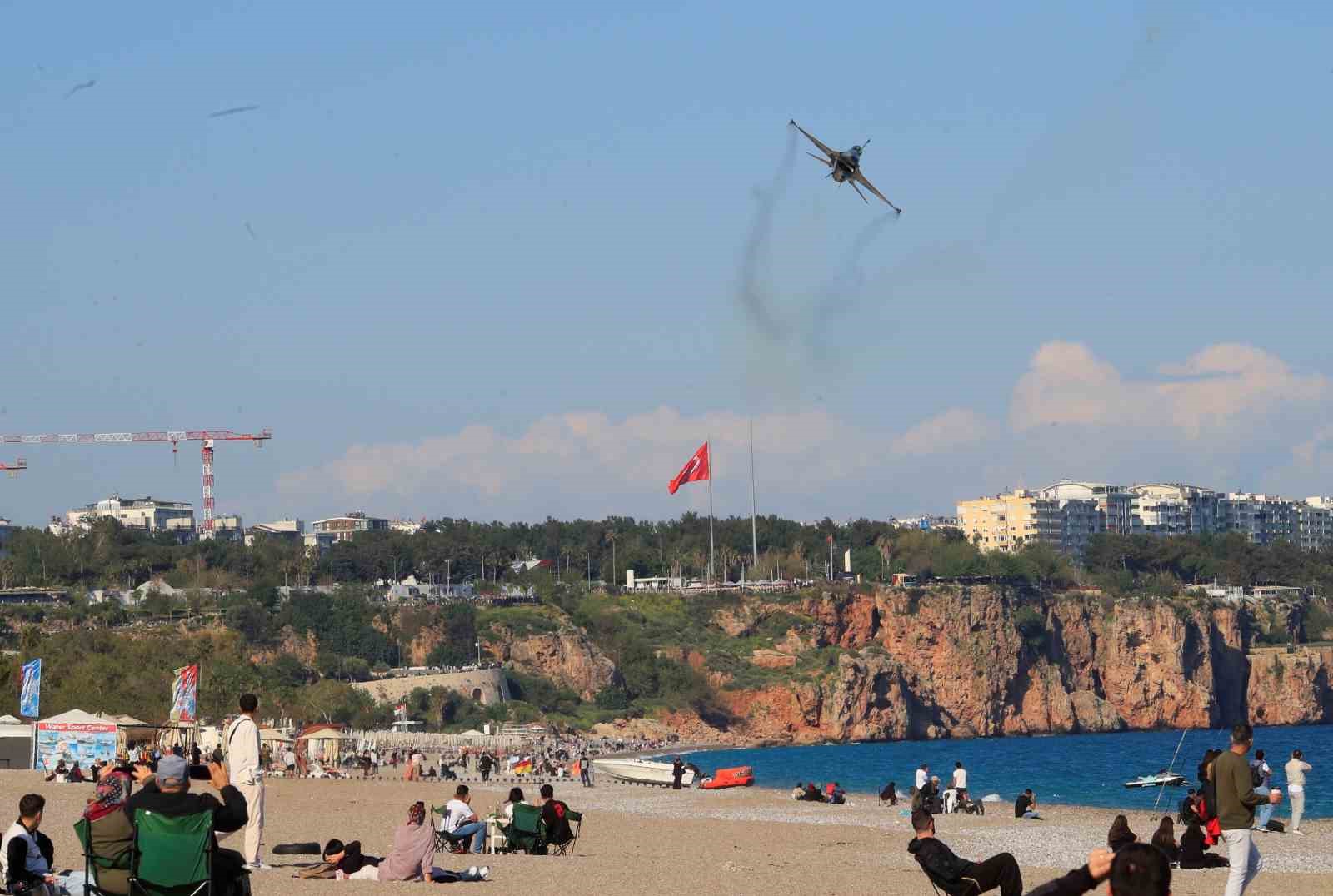 SOLOTÜRK’ten nefes kesen prova
