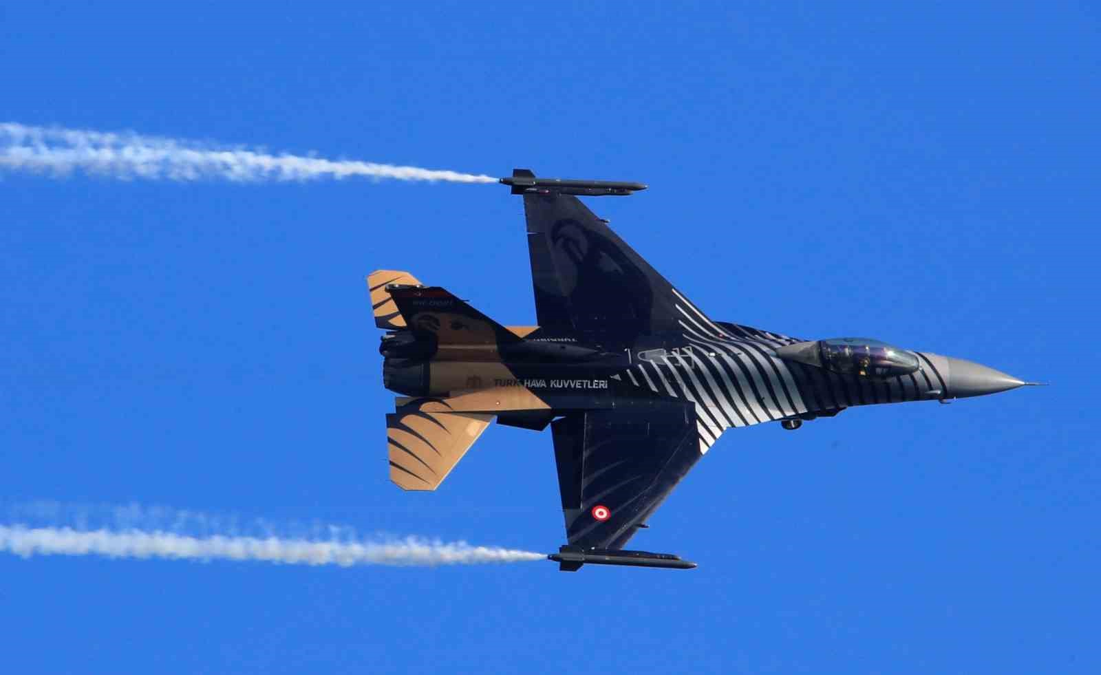 SOLOTÜRK’ten nefes kesen prova
