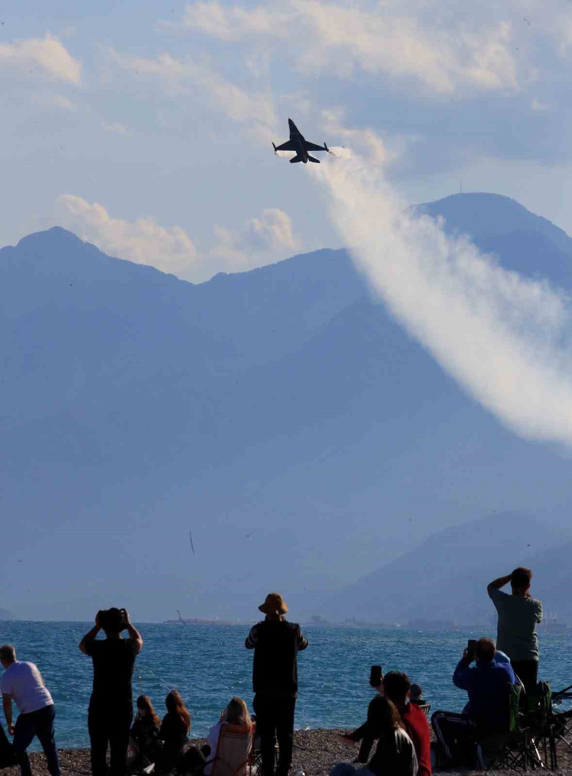 SOLOTÜRK’ten nefes kesen prova
