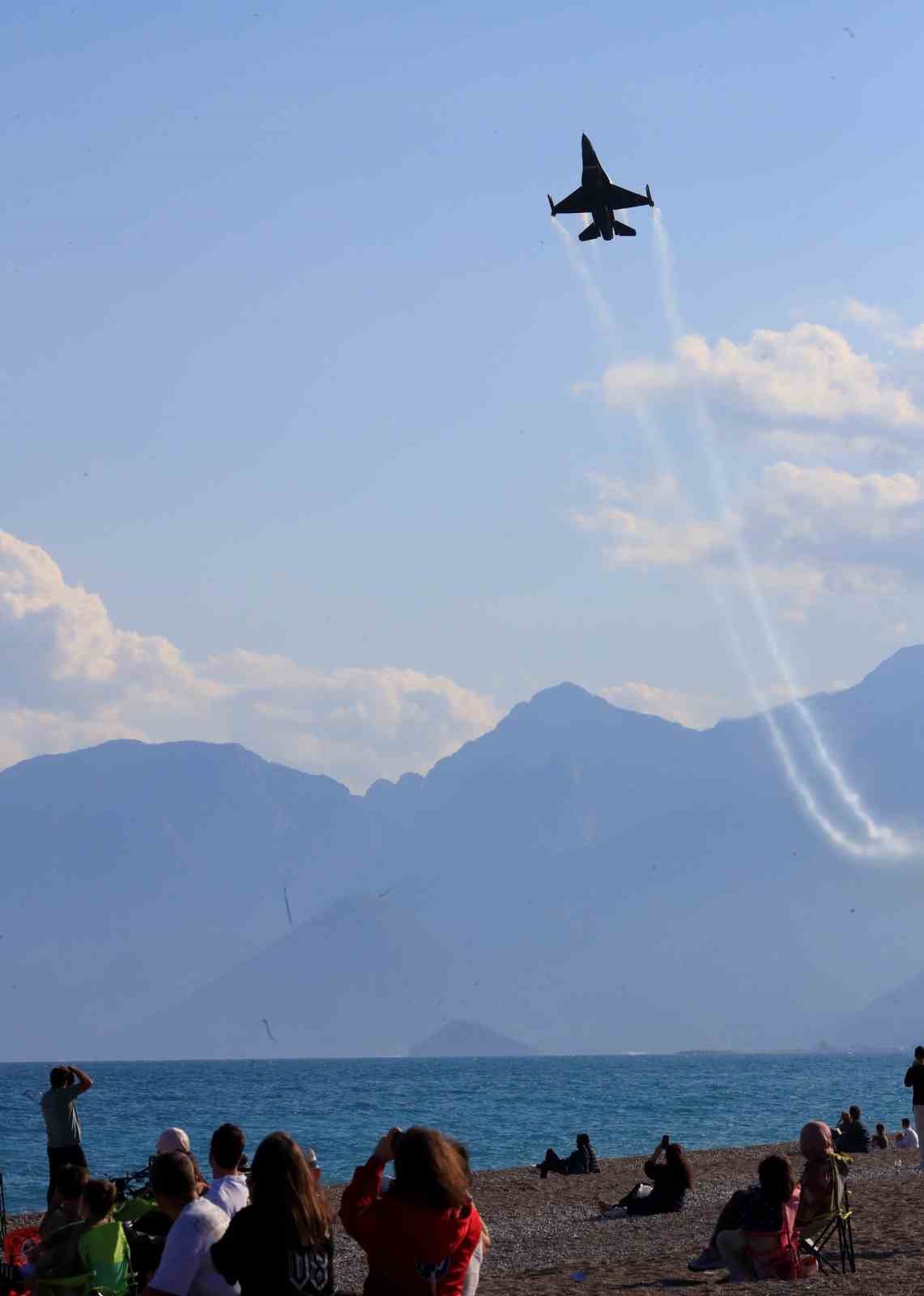 SOLOTÜRK’ten nefes kesen prova
