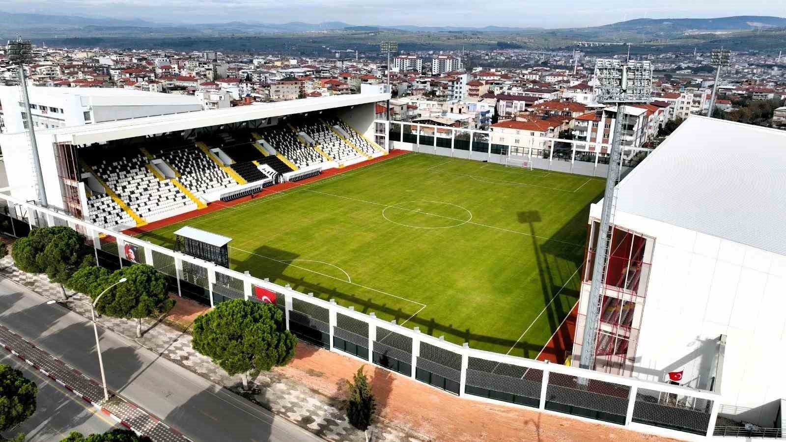 Somaspor’dan kötü gidişata dair açıklama: "Bu süreci birlikte aşacağız"
Somaspor’dan kötü gidişata dair açıklama: "Bu süreci birlikte aşacağız"