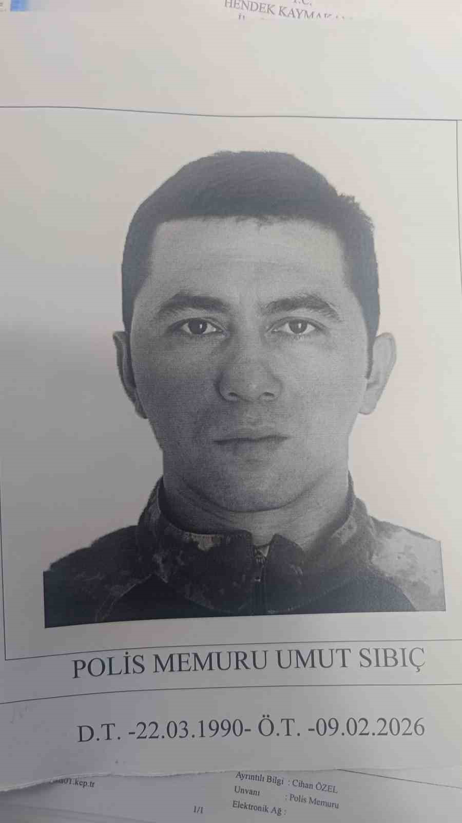 Son veda yürek yaktı: Küçük kız babasını tebessümle uğurladı
