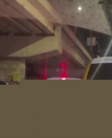 Sopayla sürücünün üzerine yürüyen taksiciye 201 bin lira ceza ve tutuklama
