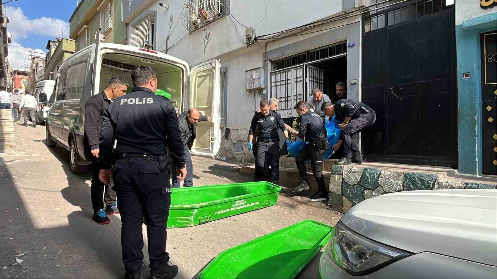 Sosyal medya fenomeni ’Cin Ali’yi öldüren kızı tutuklandı
