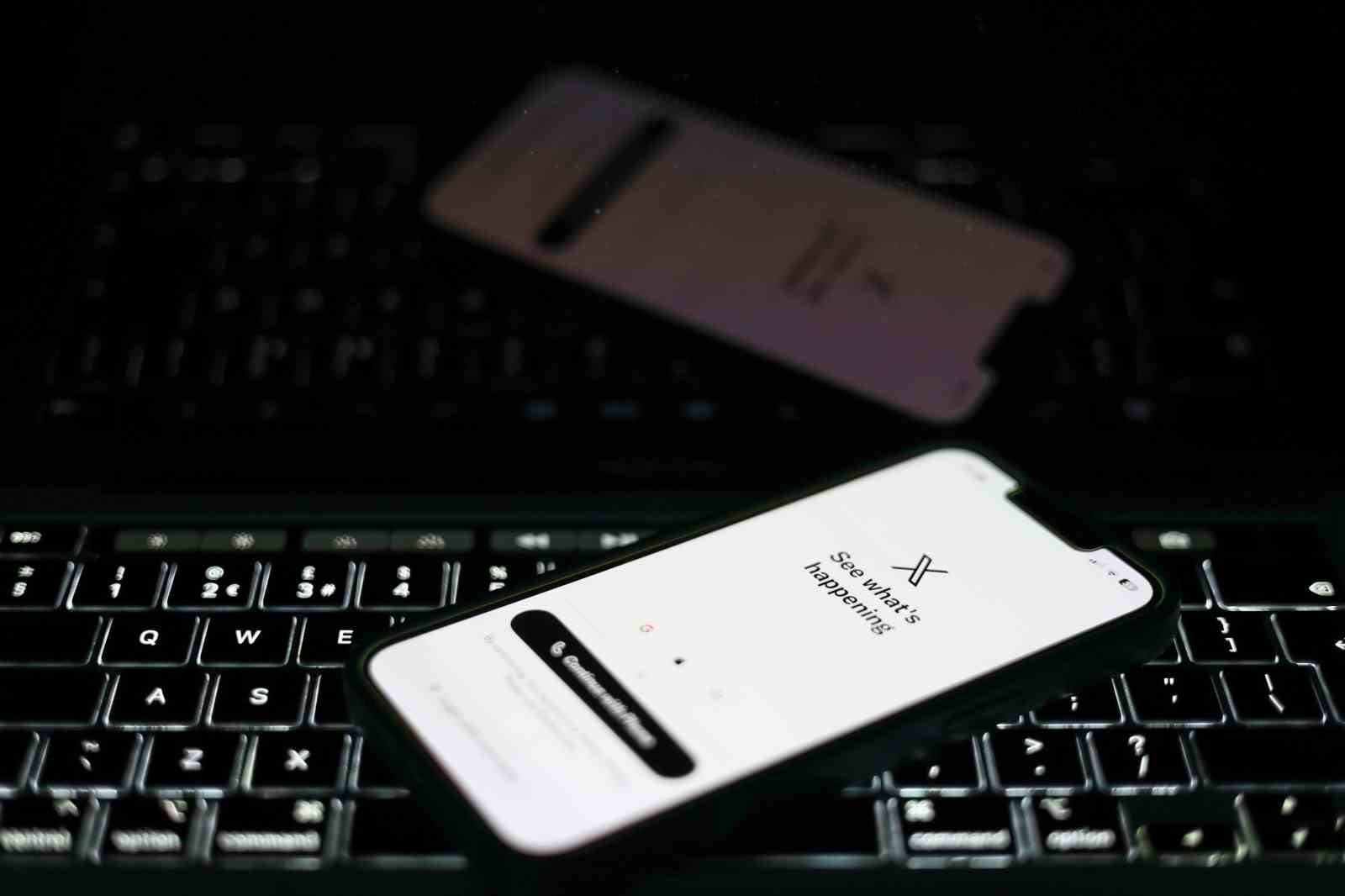 Sosyal medya platformu X şirketinin Paris’teki ofislerinde arama
