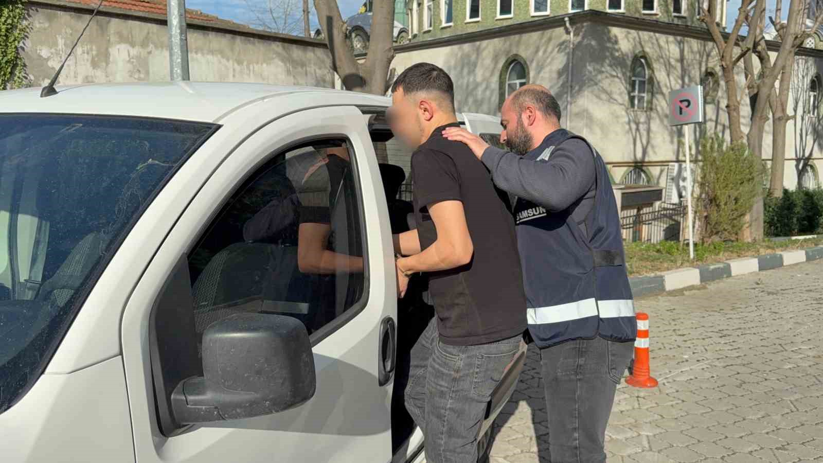 Sosyal medyadan arkadaşlık isteği tartışmasında kan döküldü
