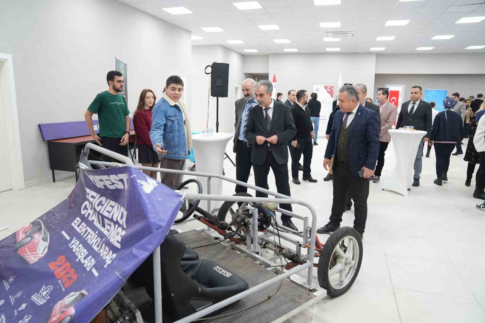 Sosyal Sorumlulukta lider: Ege Üniversitesi
Sosyal Sorumlulukta lider: Ege Üniversitesi