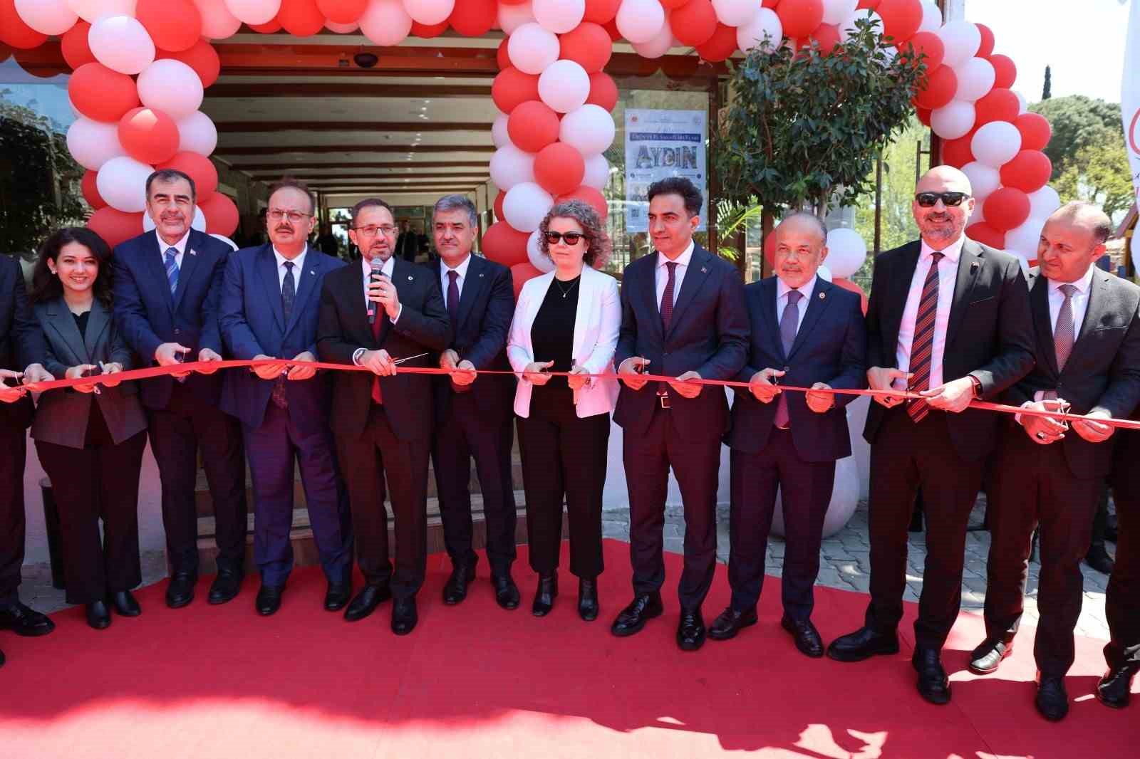 Sosyal Tesise dönüşen Söke Eski Cezaevi restoran ve satış ofisi törenle açıldı
