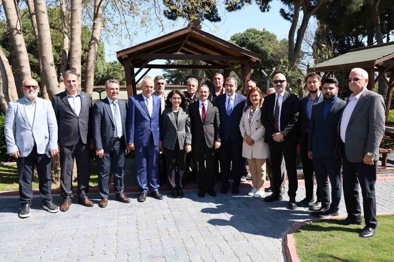 Sosyal Tesise dönüşen Söke Eski Cezaevi restoran ve satış ofisi törenle açıldı
