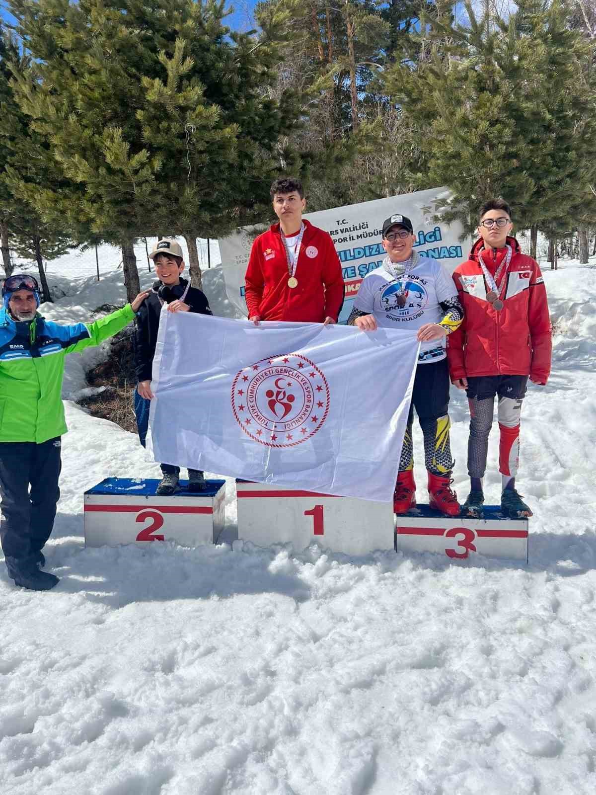 Spor A.Ş, Sarıkamış’tan iki madalya ile döndü
