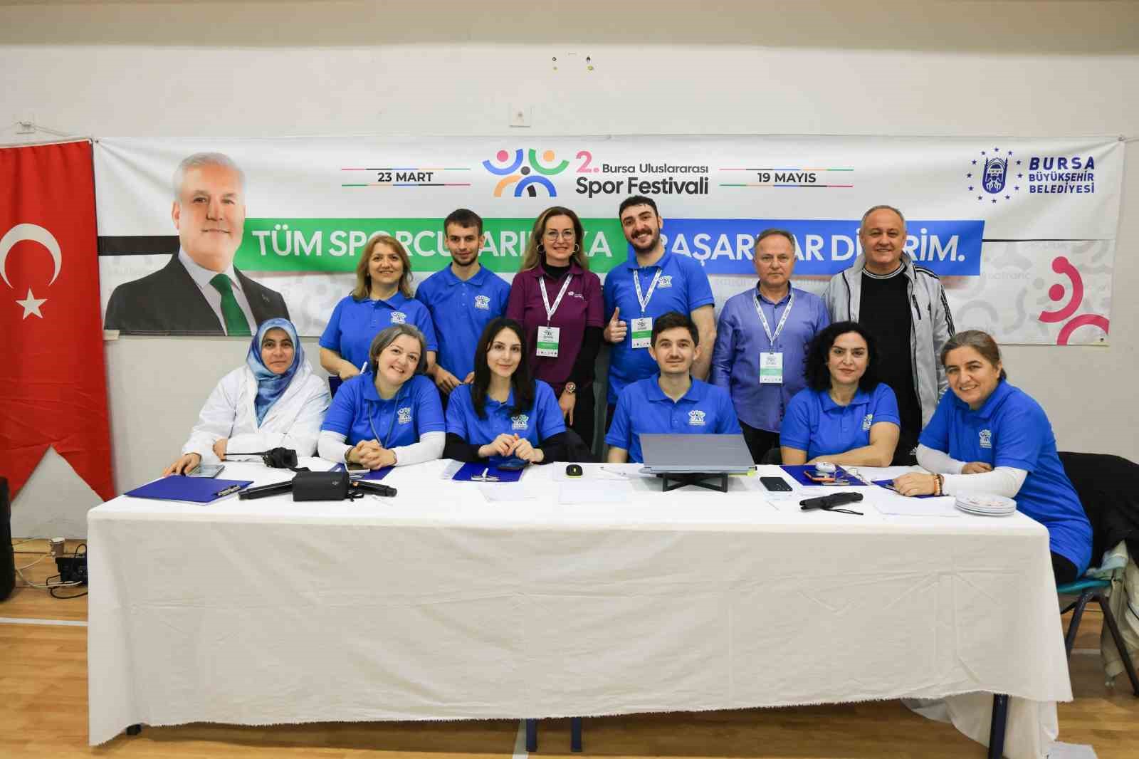 Sporun kalbi Bursa’da atıyor
Sporun kalbi Bursa’da atıyor