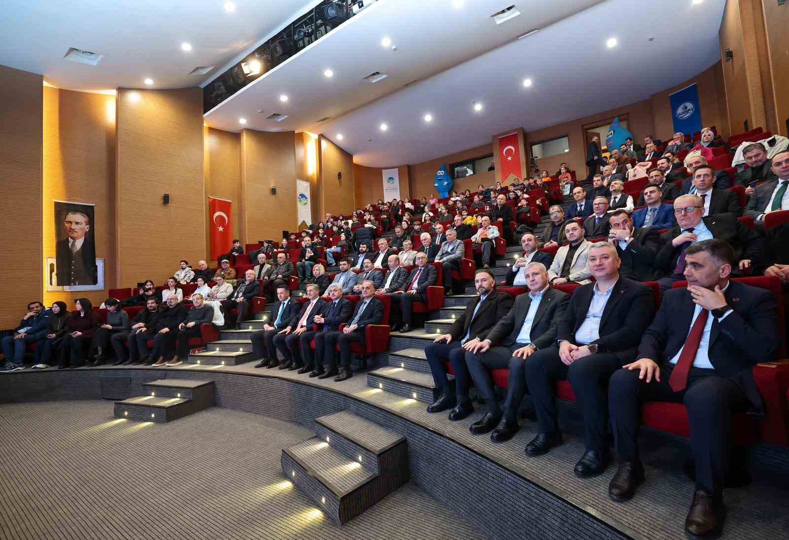 Su için kritik uyarı: "Sadece yağmurun yağmasıyla birikmez, ciddi şekilde tasarruf yapmak zorundayız"
