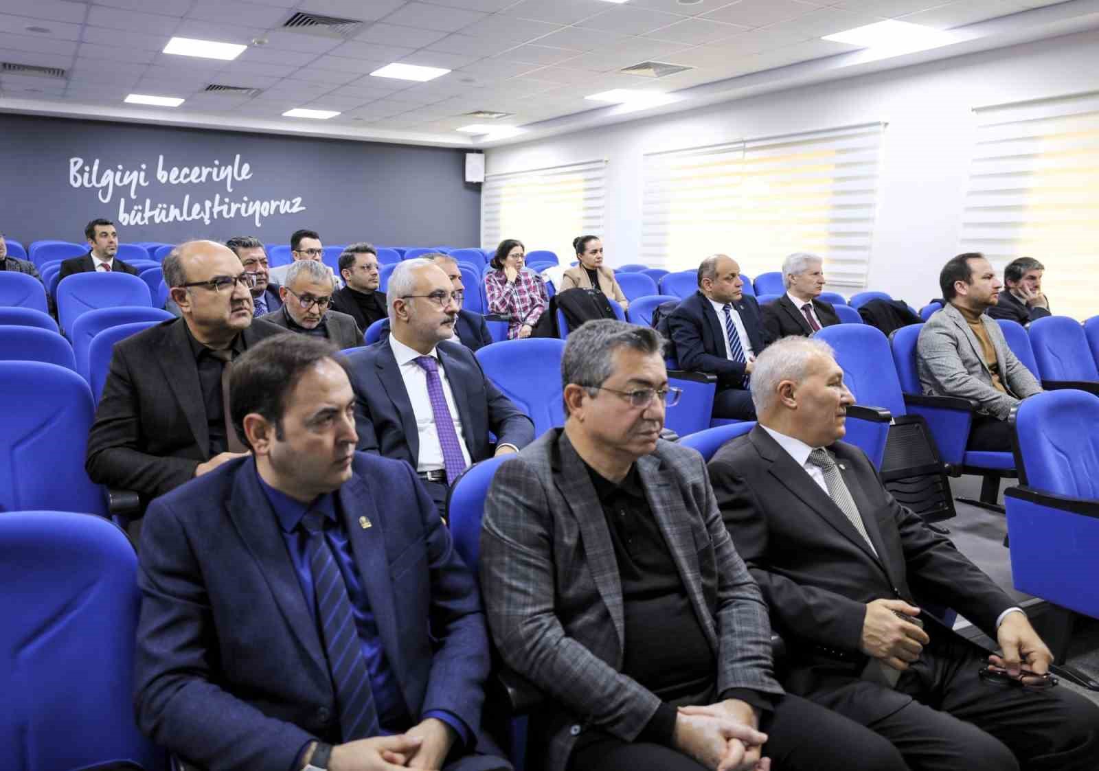 SUBÜ’de 70 birimin 2025 yılı faaliyetleri değerlendirildi
