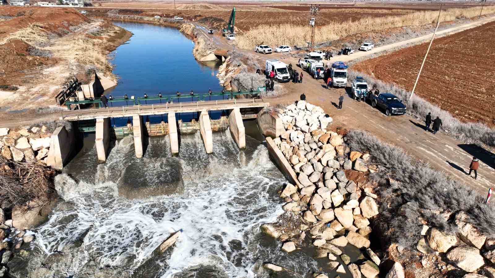 Sulama kanalında kaybolan sürücü 13 gündür aranıyor
