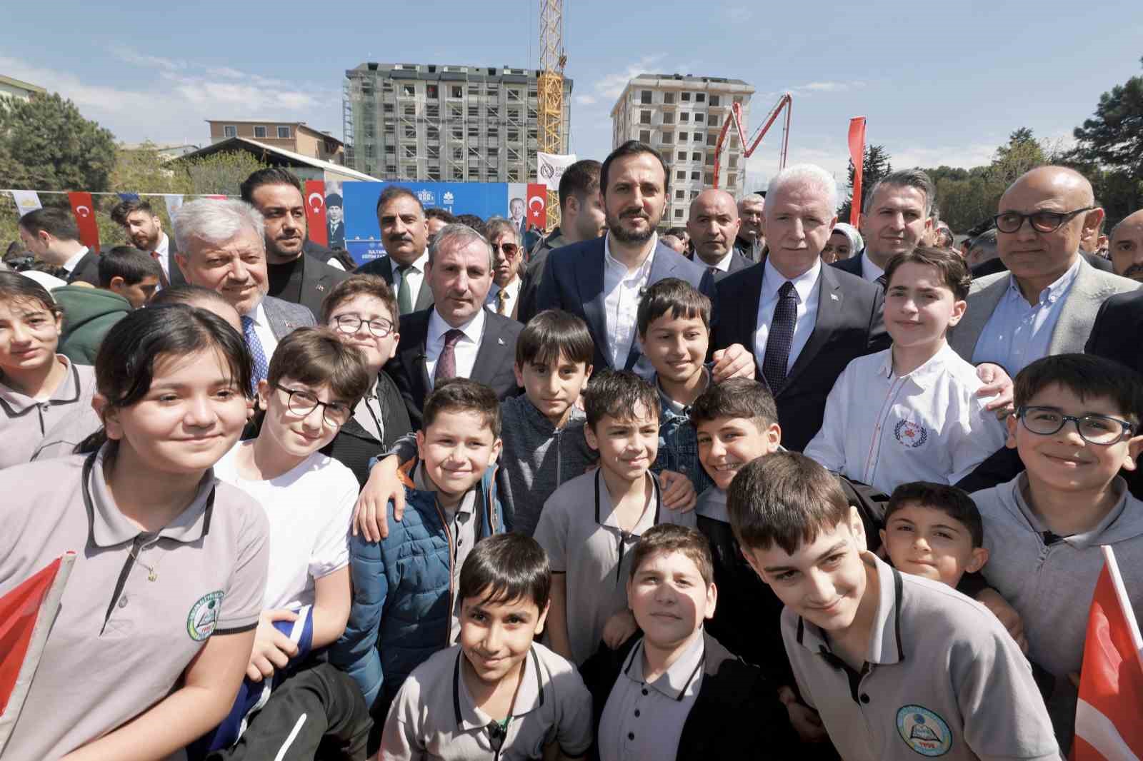 Sultanbeyli’de 3 yeni okulun temeli atıldı
