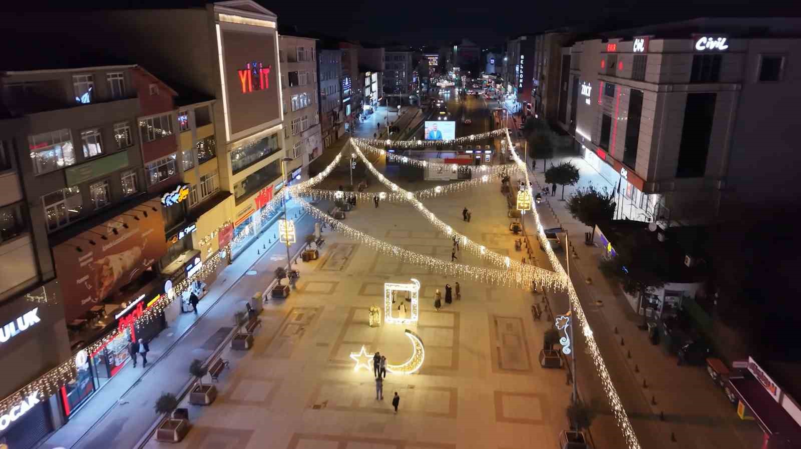 Sultanbeyli’de Ramazan ışıltısı
