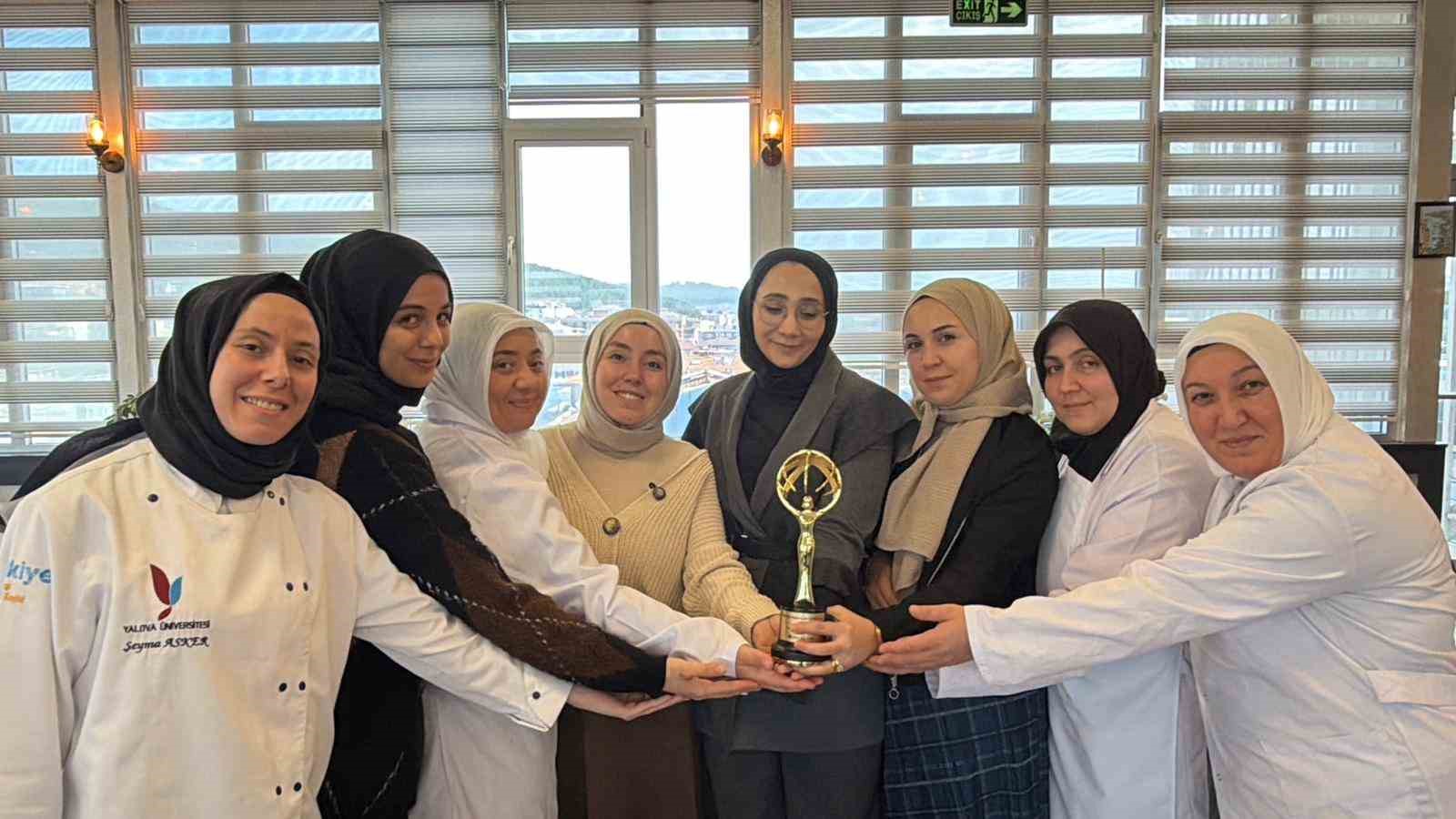 Sultanbeyli’nin gururu Hemdem Kadın Kooperatifi Türkiye birincisi oldu
