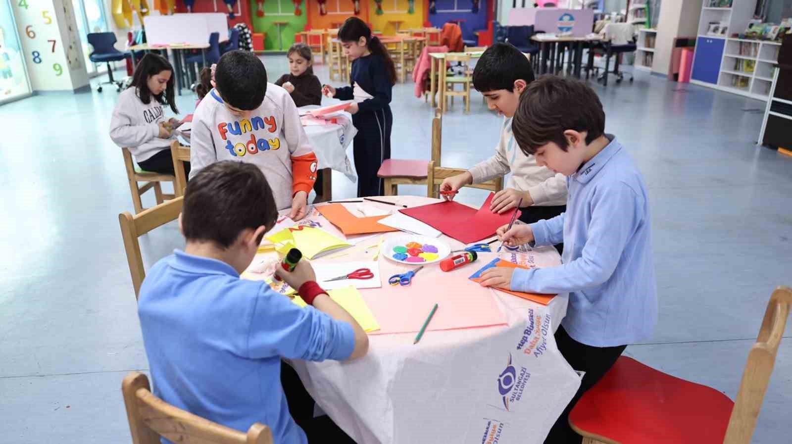 Sultangazi Belediyesi Çocuk Kütüphanesi’ne büyük ilgi
