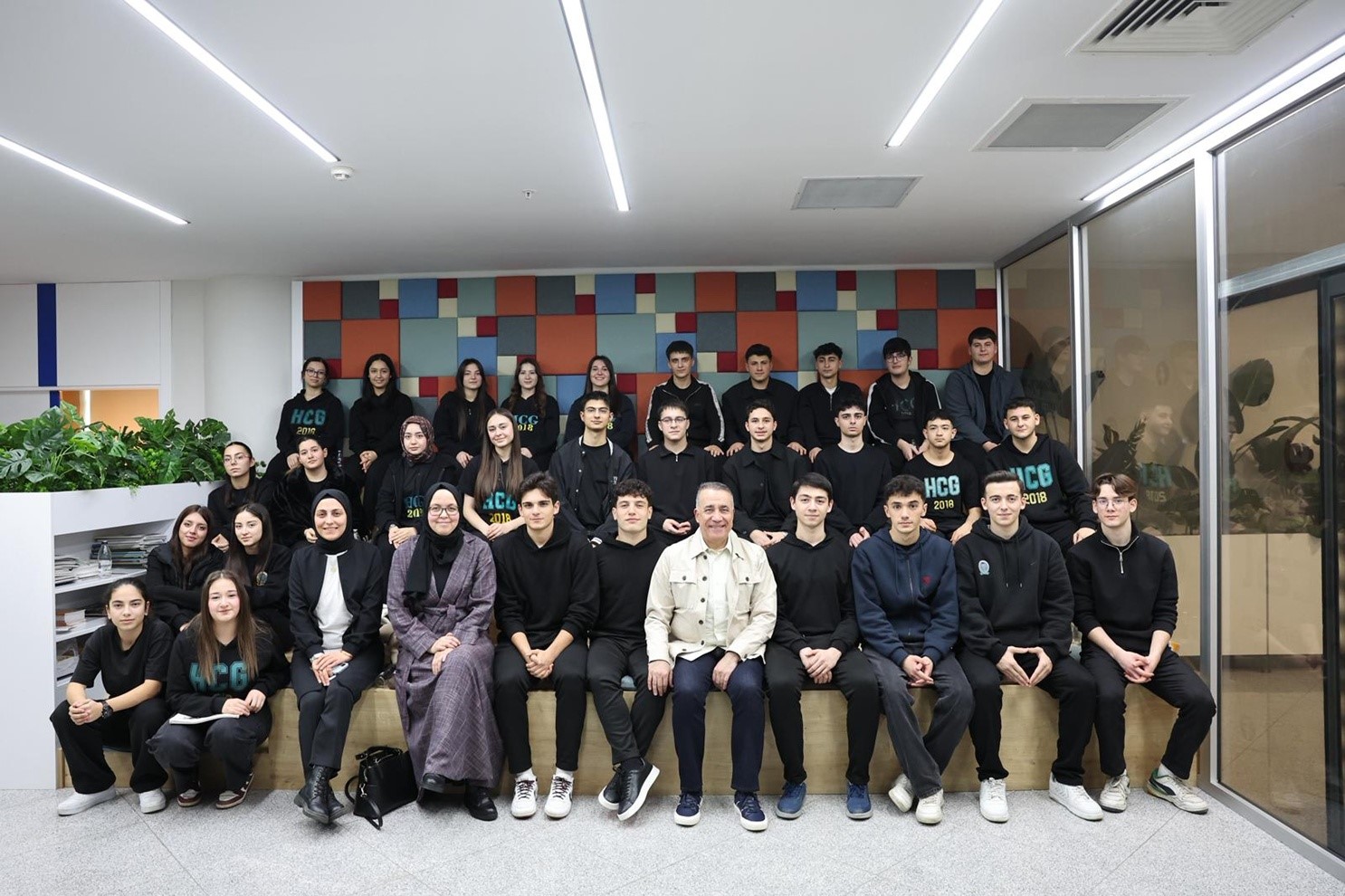 Sultangazi’de gençlik buluşmaları tam gaz devam
Sultangazi’de gençlik buluşmaları tam gaz devam