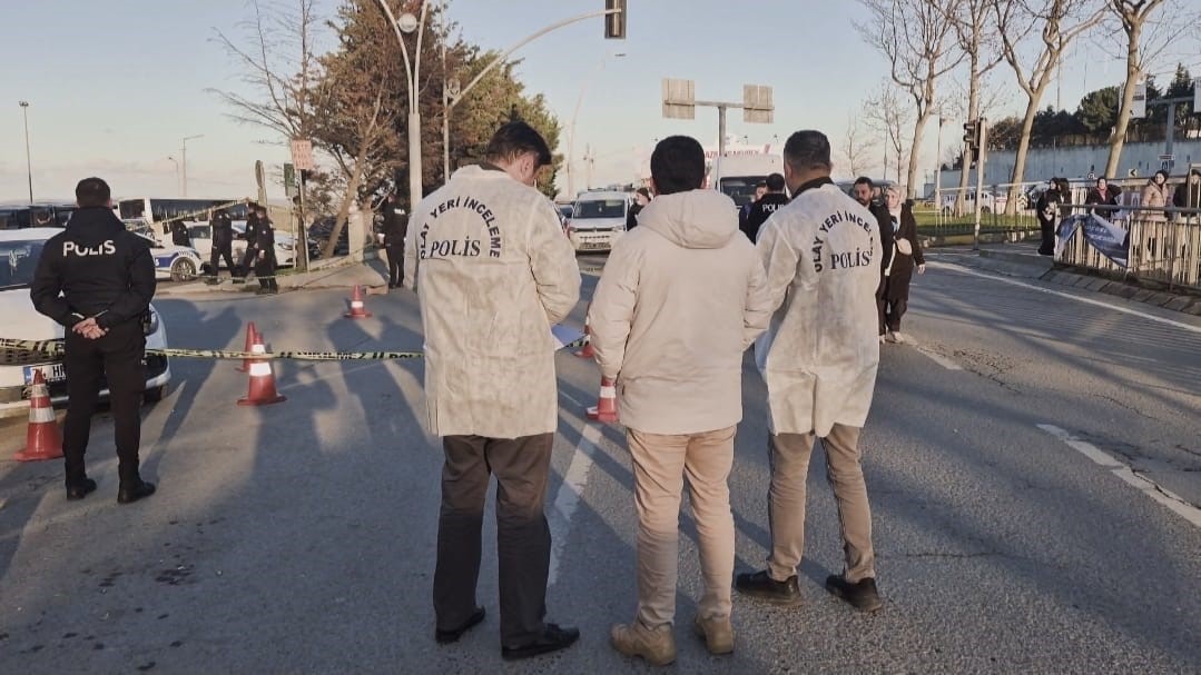 Sultangazi’de kız öğrenciye silahlı saldırı
