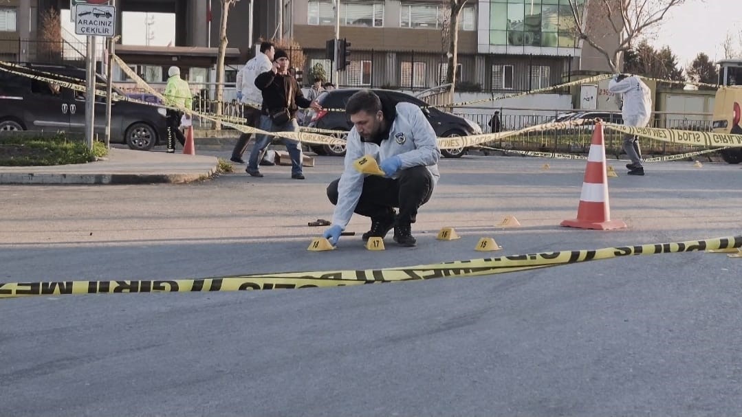 Sultangazi’de kız öğrenciye silahlı saldırı
