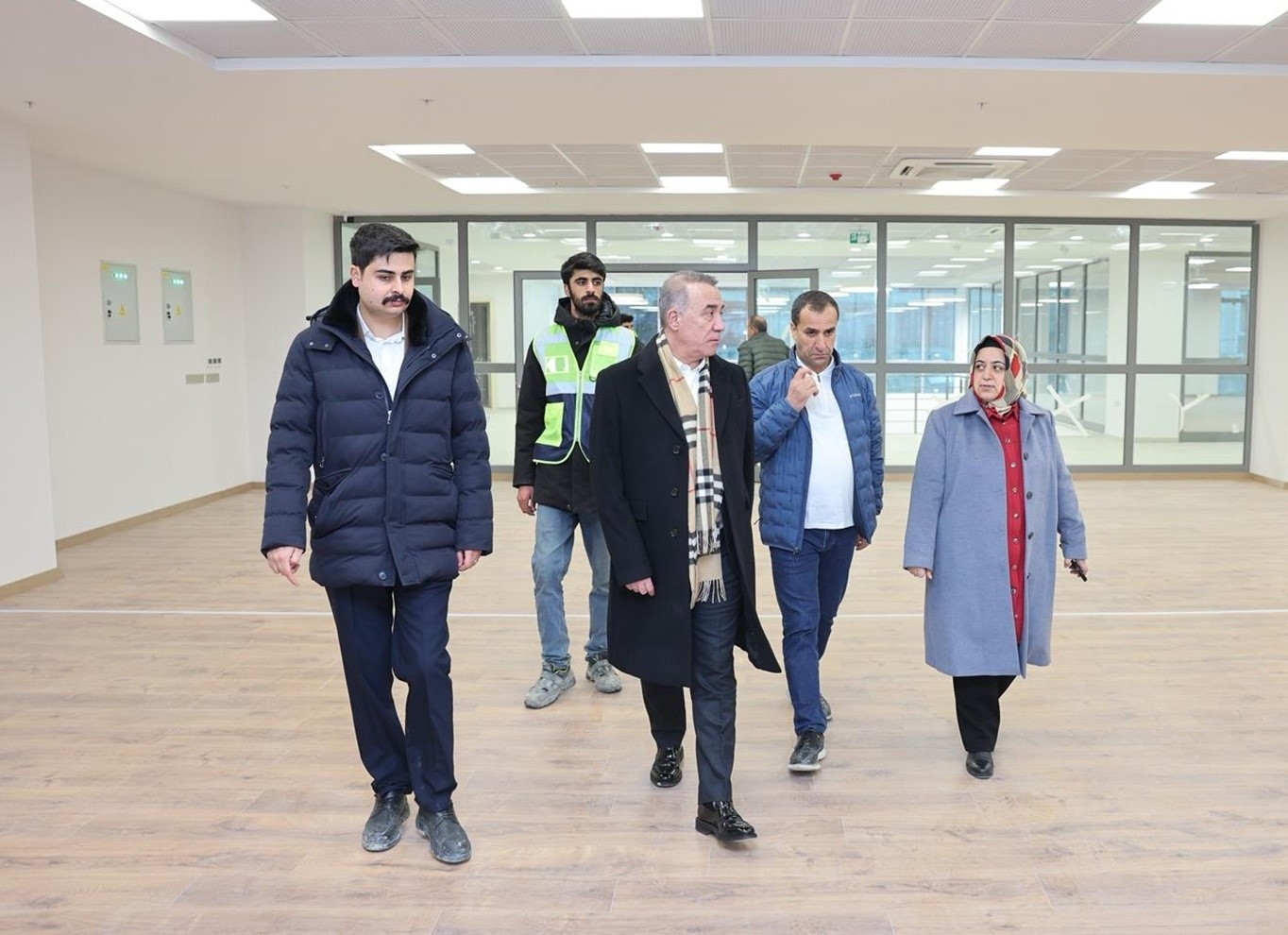 Sultangazili gençler modern bir spor merkezine daha kavuşuyor
Sultangazili gençler modern bir spor merkezine daha kavuşuyor