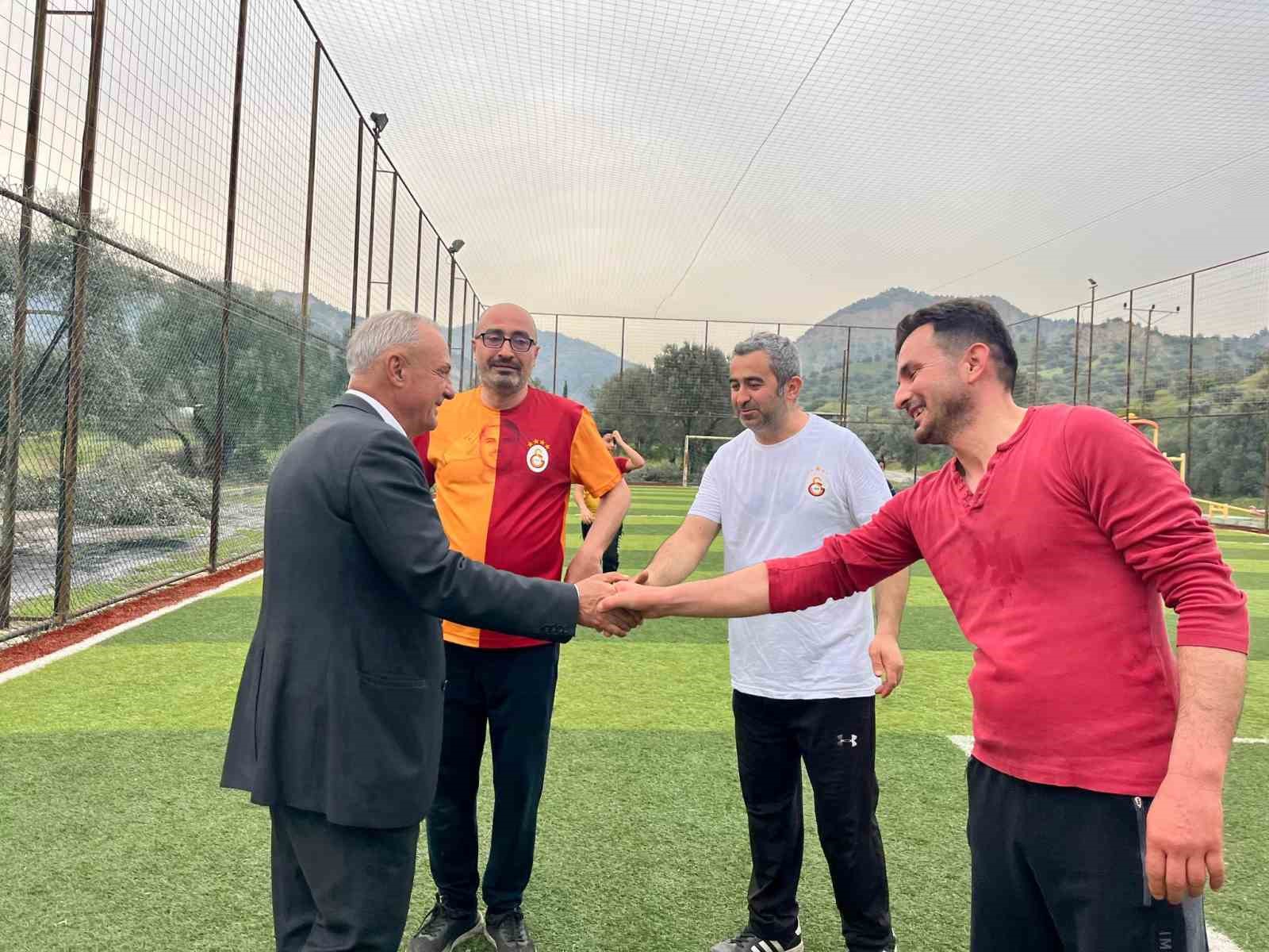 Sultanhisar Belediye Başkanı Yıldırımkaya: "Çocuklara telefon değil, fırsat verelim"
