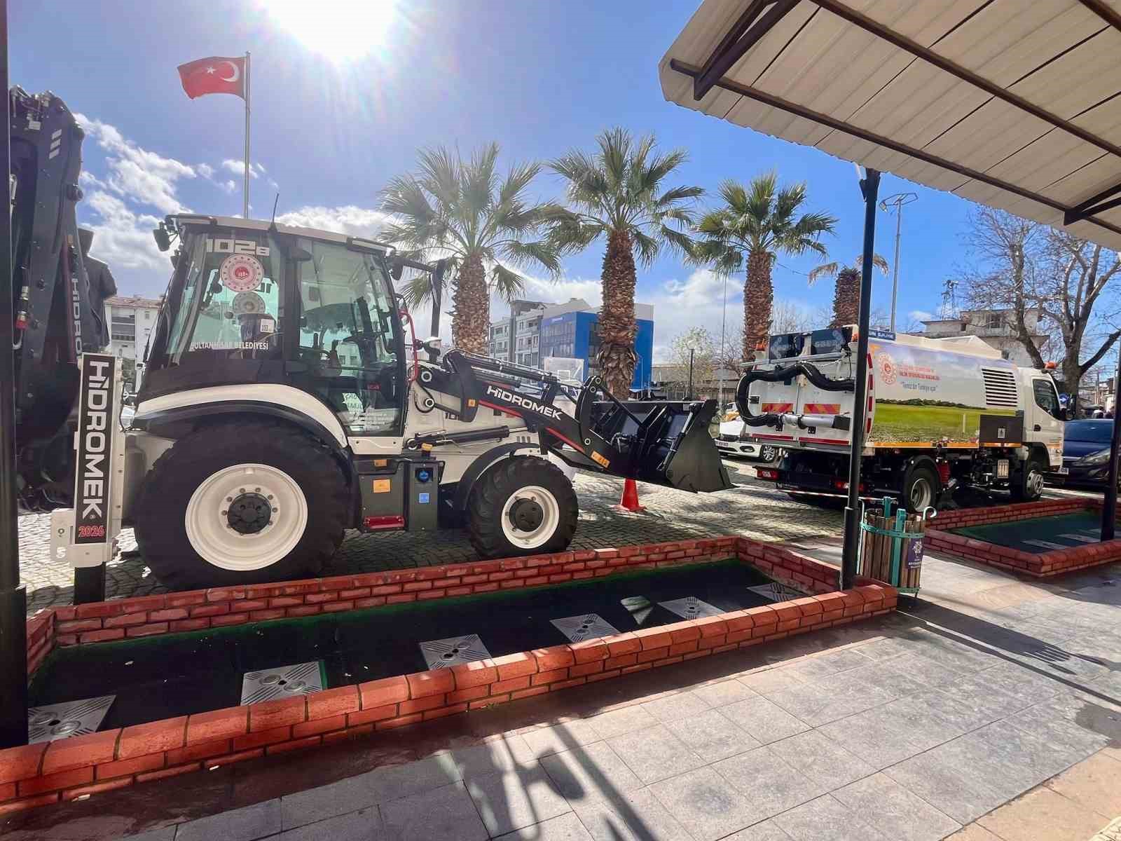 Sultanhisar Belediyesi’nin araç filosu güçlendi
