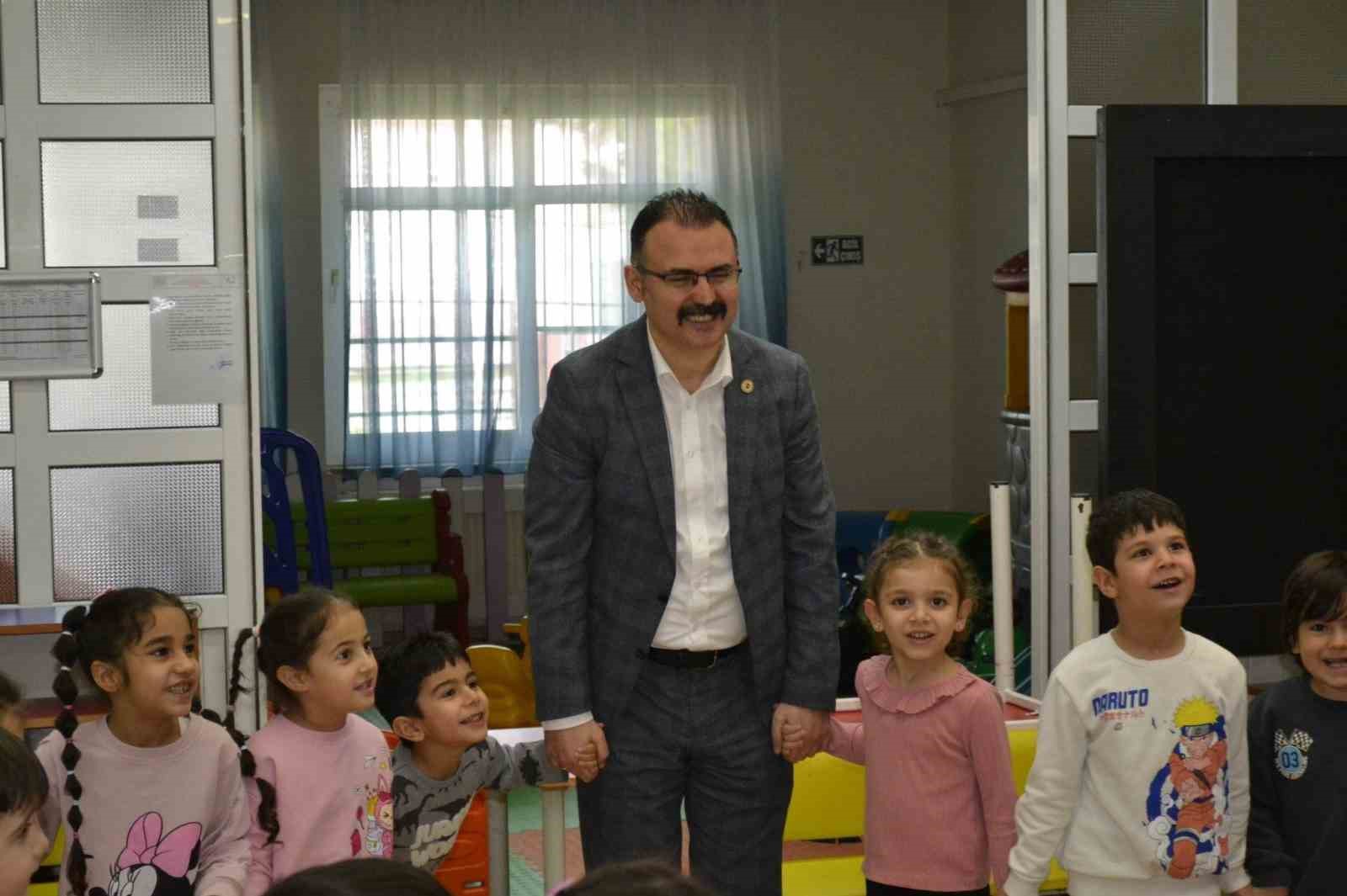 Sultanhisar’da miniklere kaymakamlık mesleği tanıtıldı
