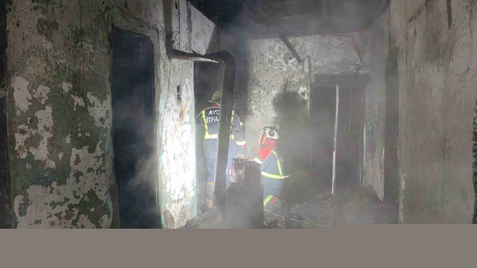 Sultanhisar’da müstakil ev alevlere teslim oldu
