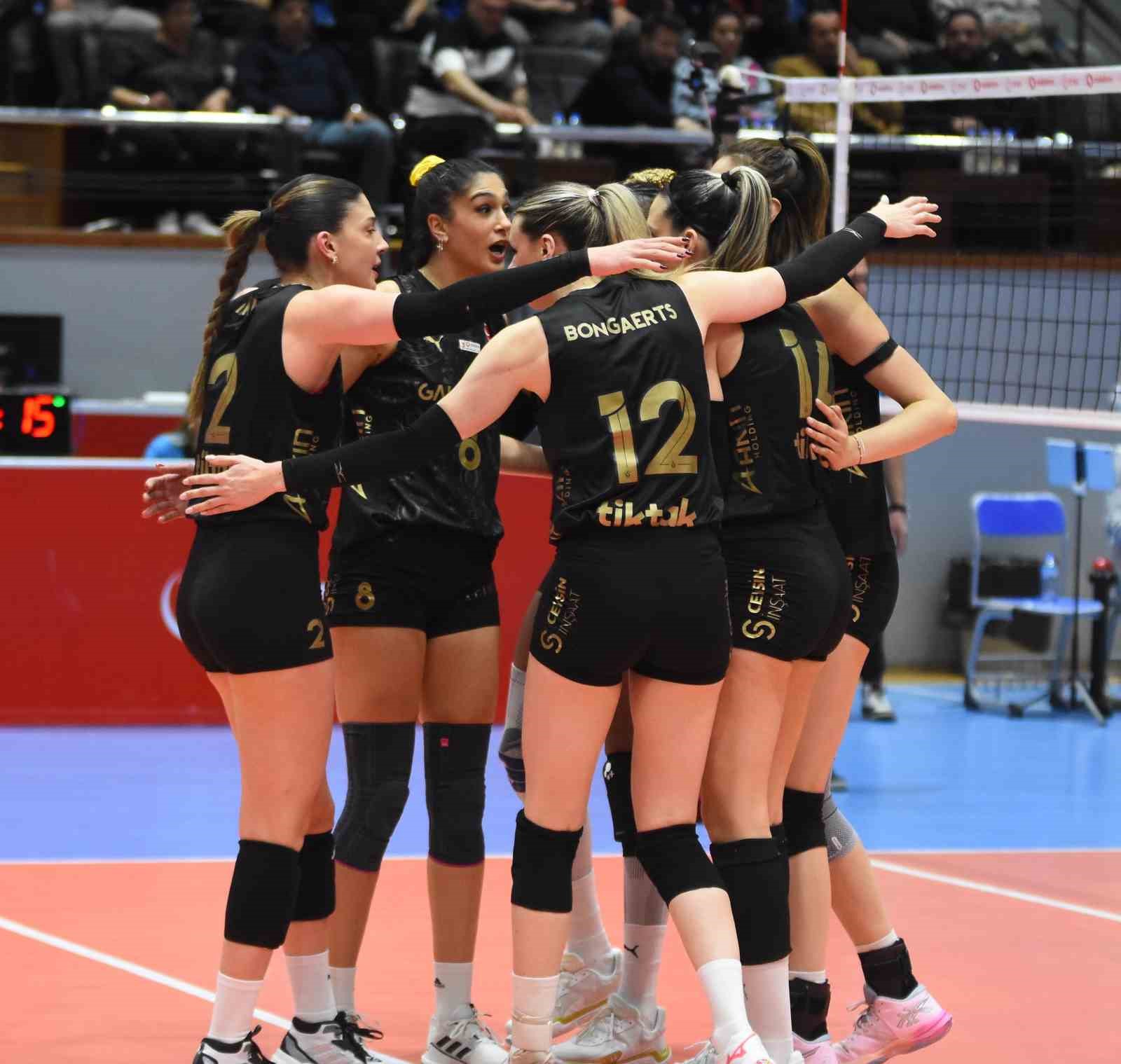 Sultanlar Ligi: Aras Kargo: 1 - Galatasaray: 3
